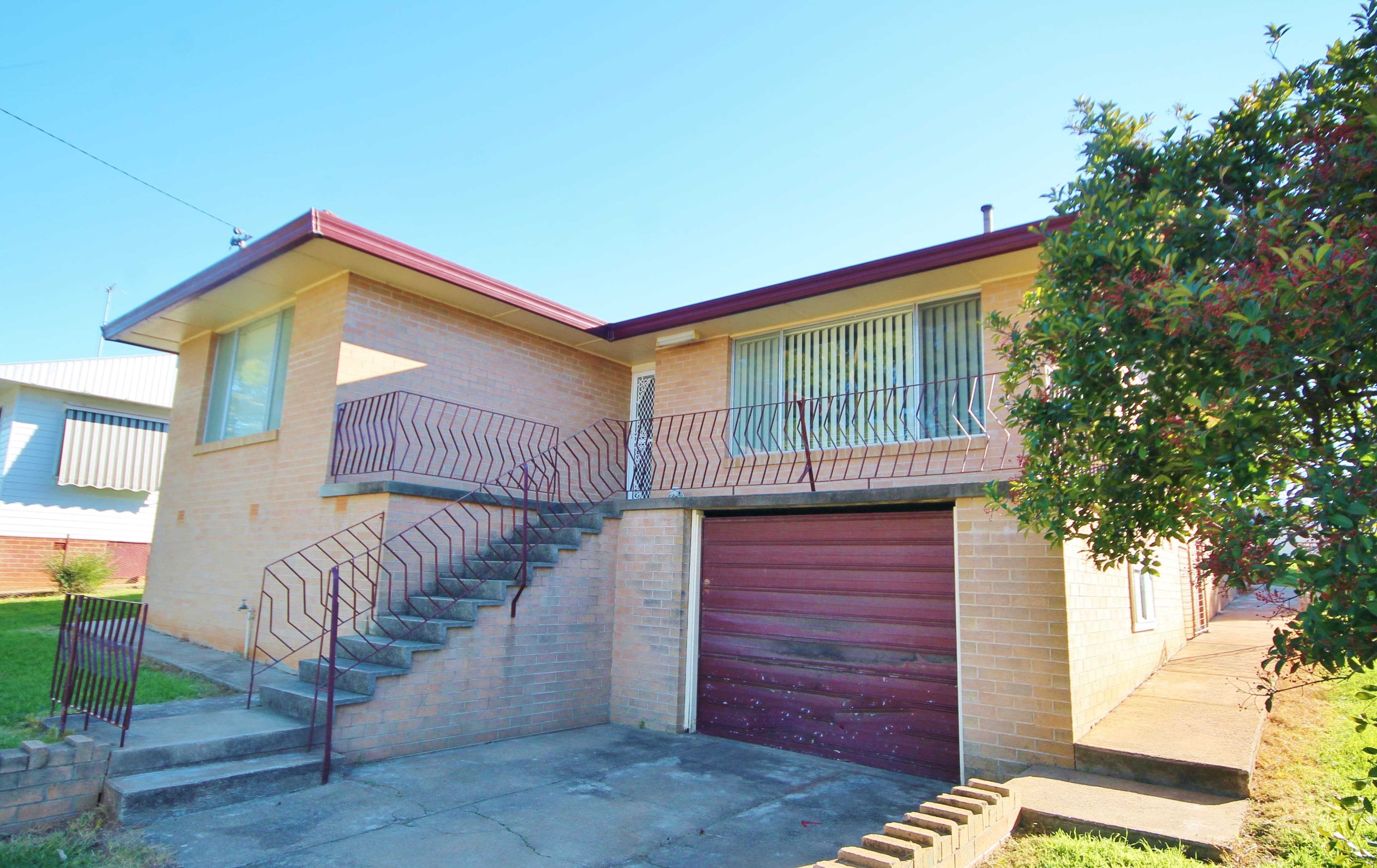 57 Murringo Street, Young - Image 1
