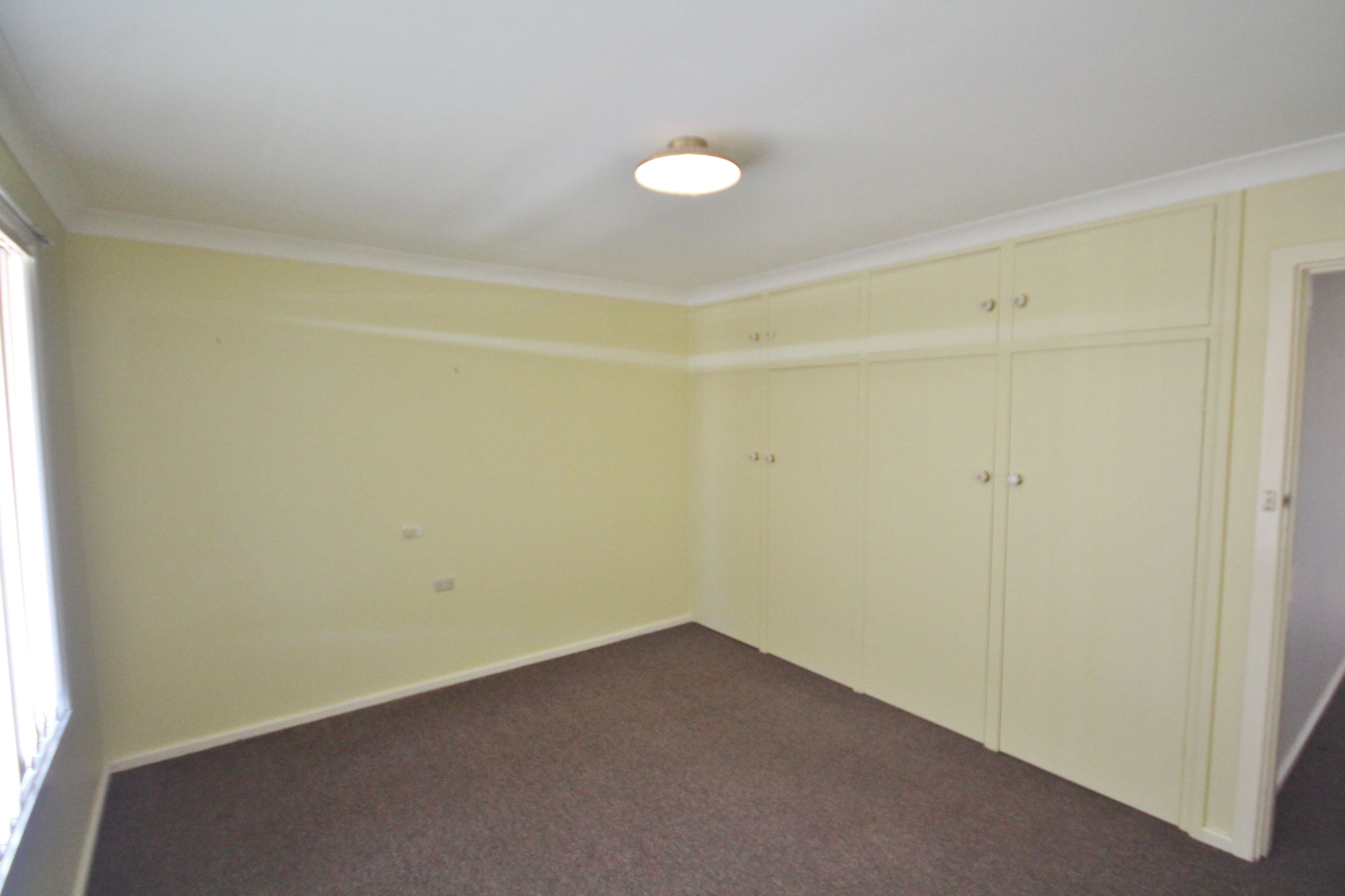 57 Murringo Street, Young - Thumbnail 6