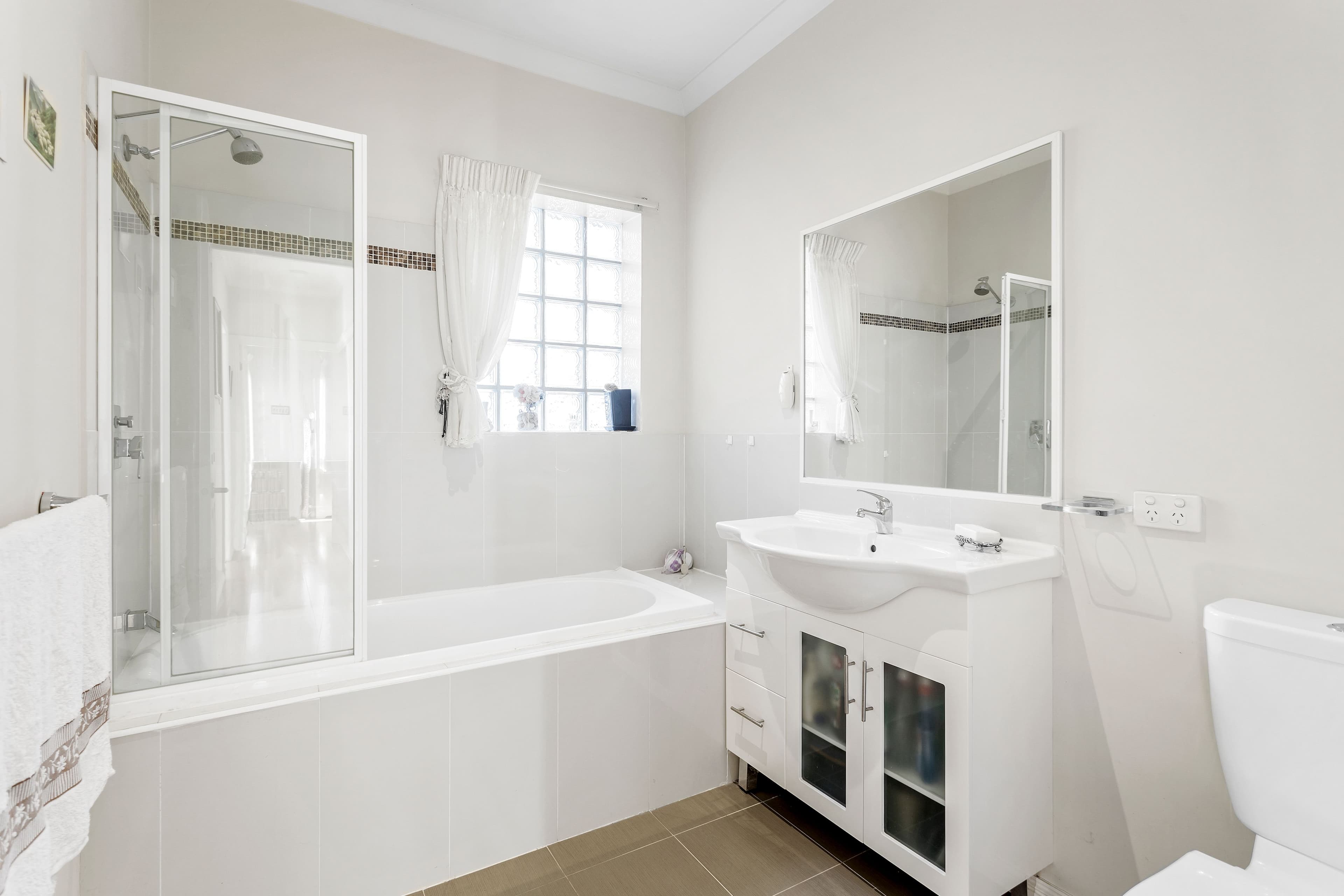 6 Bedford Street, Reservoir VIC 3073, Reservoir - Thumbnail 8