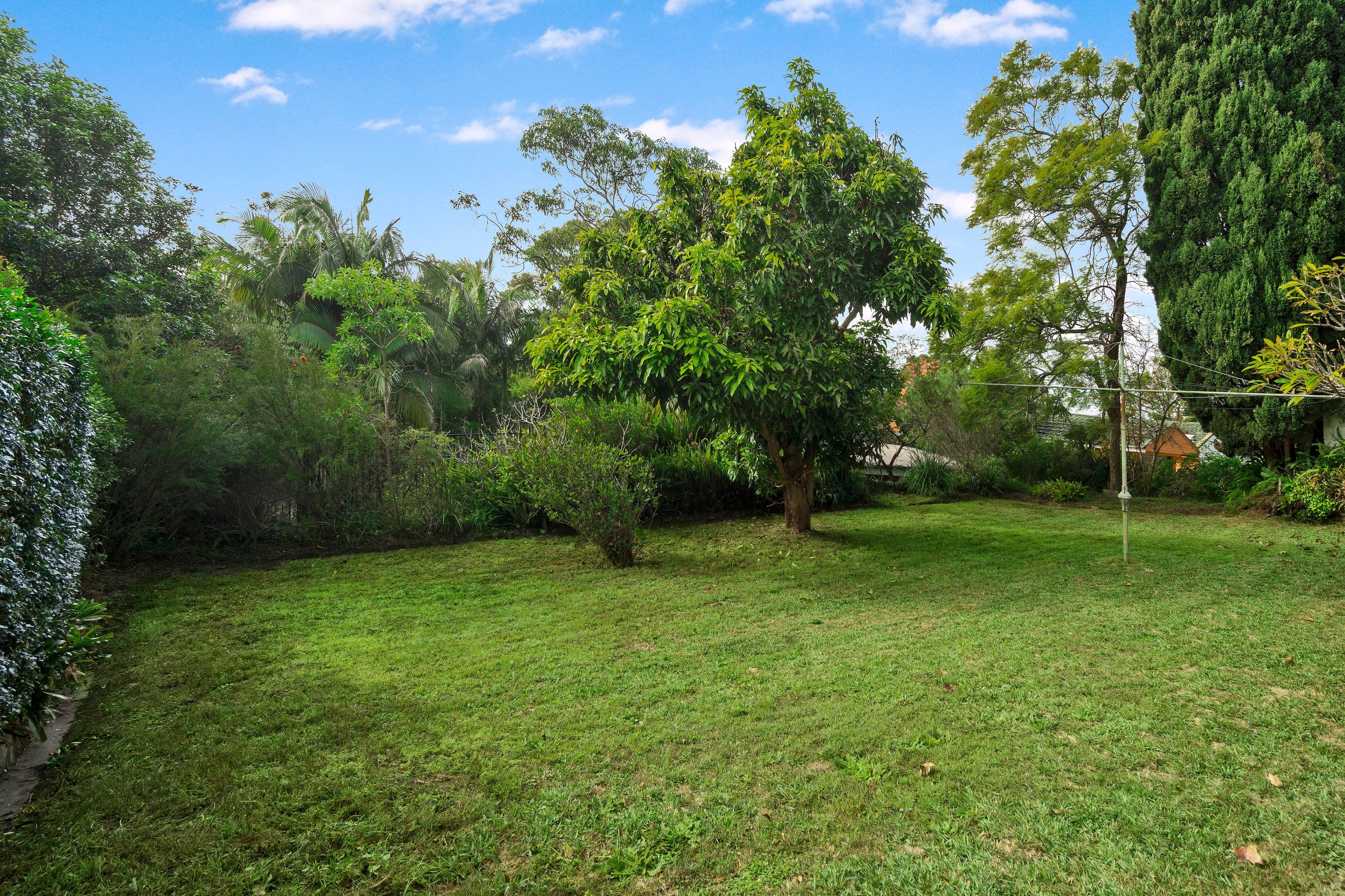 275 Eastern Valley Way, Middle Cove - Thumbnail 2