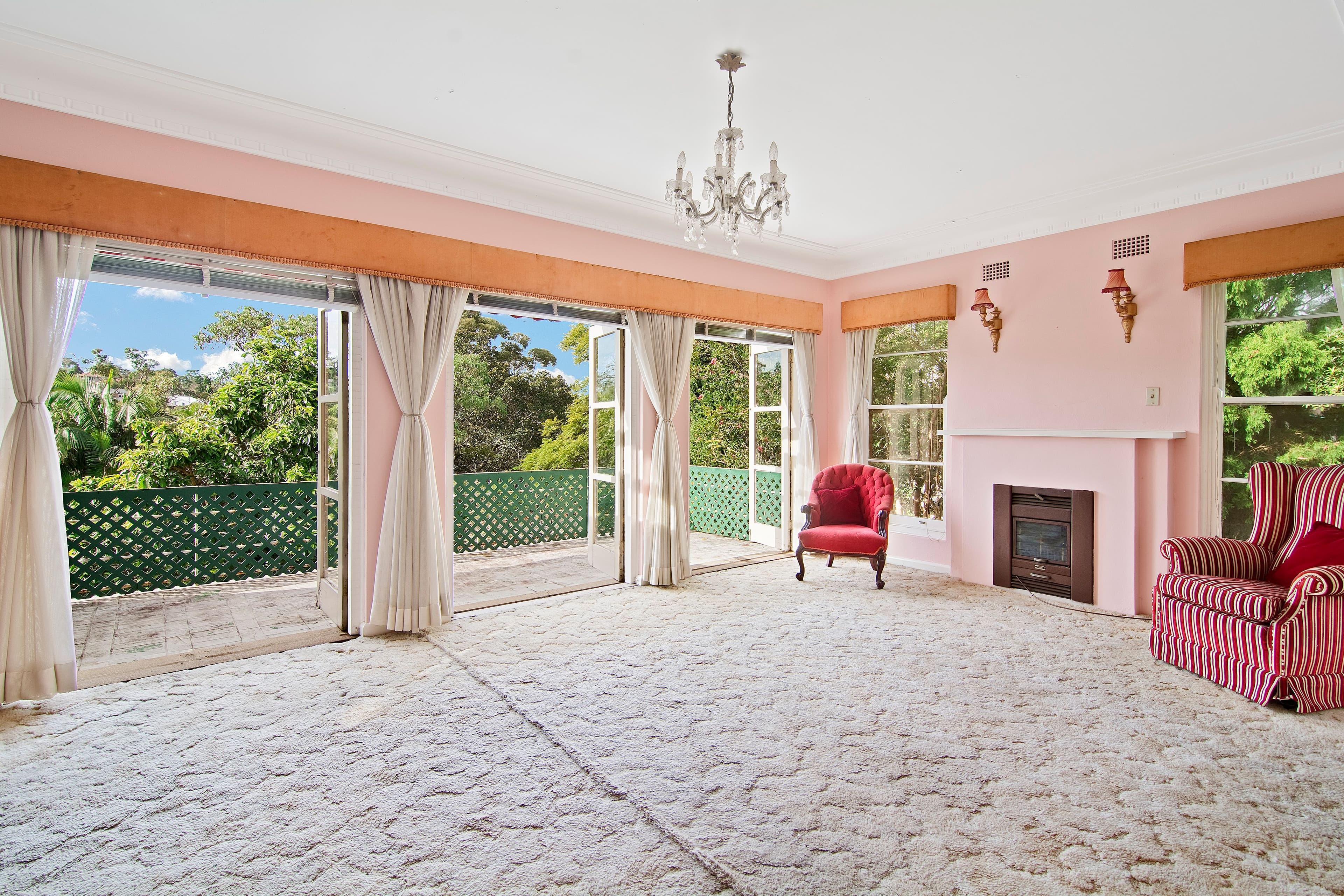 275 Eastern Valley Way, Middle Cove - Thumbnail 3
