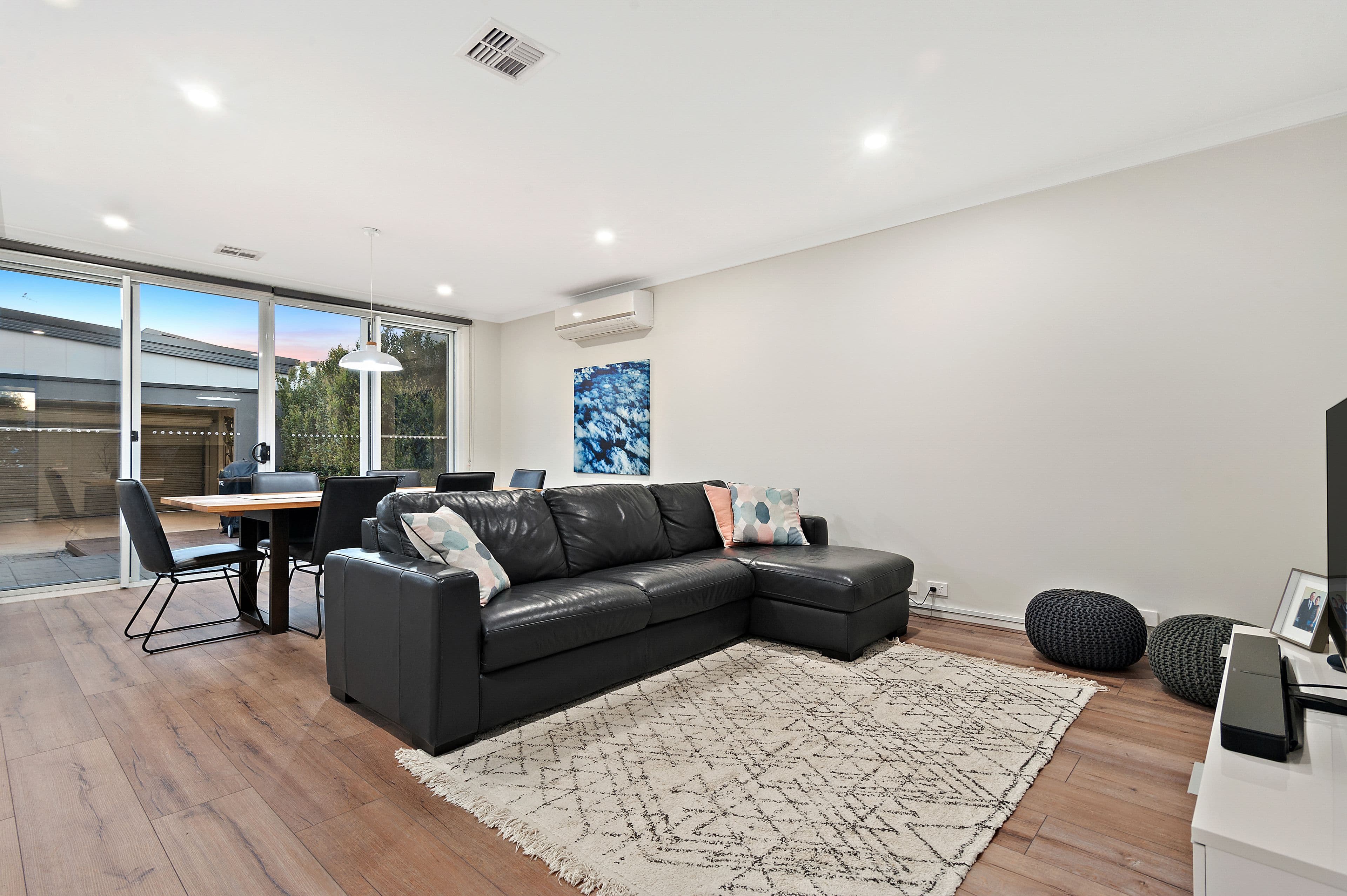 98 Henry Road, Pakenham VIC 3810, Pakenham - Thumbnail 6