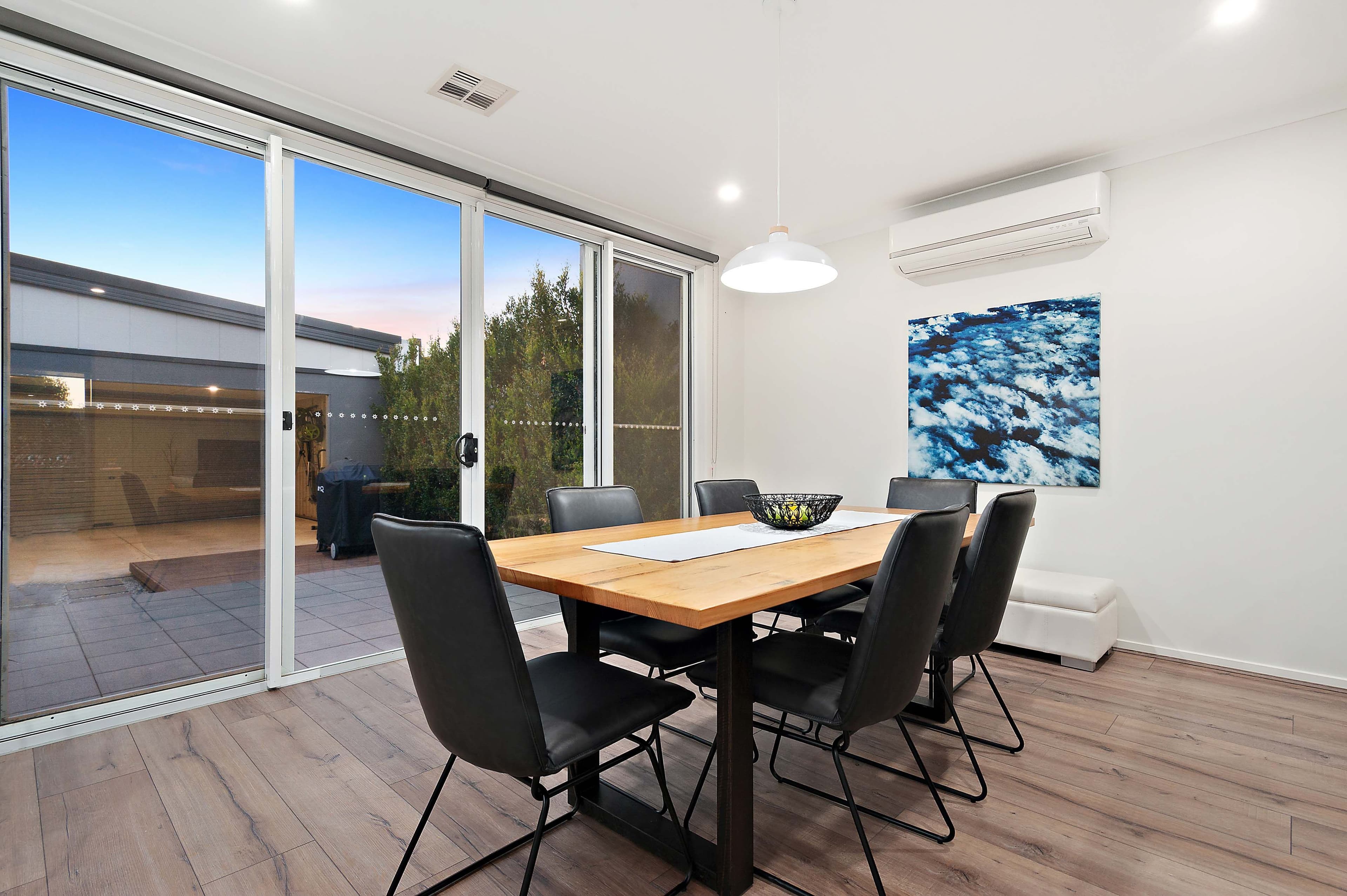 98 Henry Road, Pakenham VIC 3810, Pakenham - Thumbnail 7