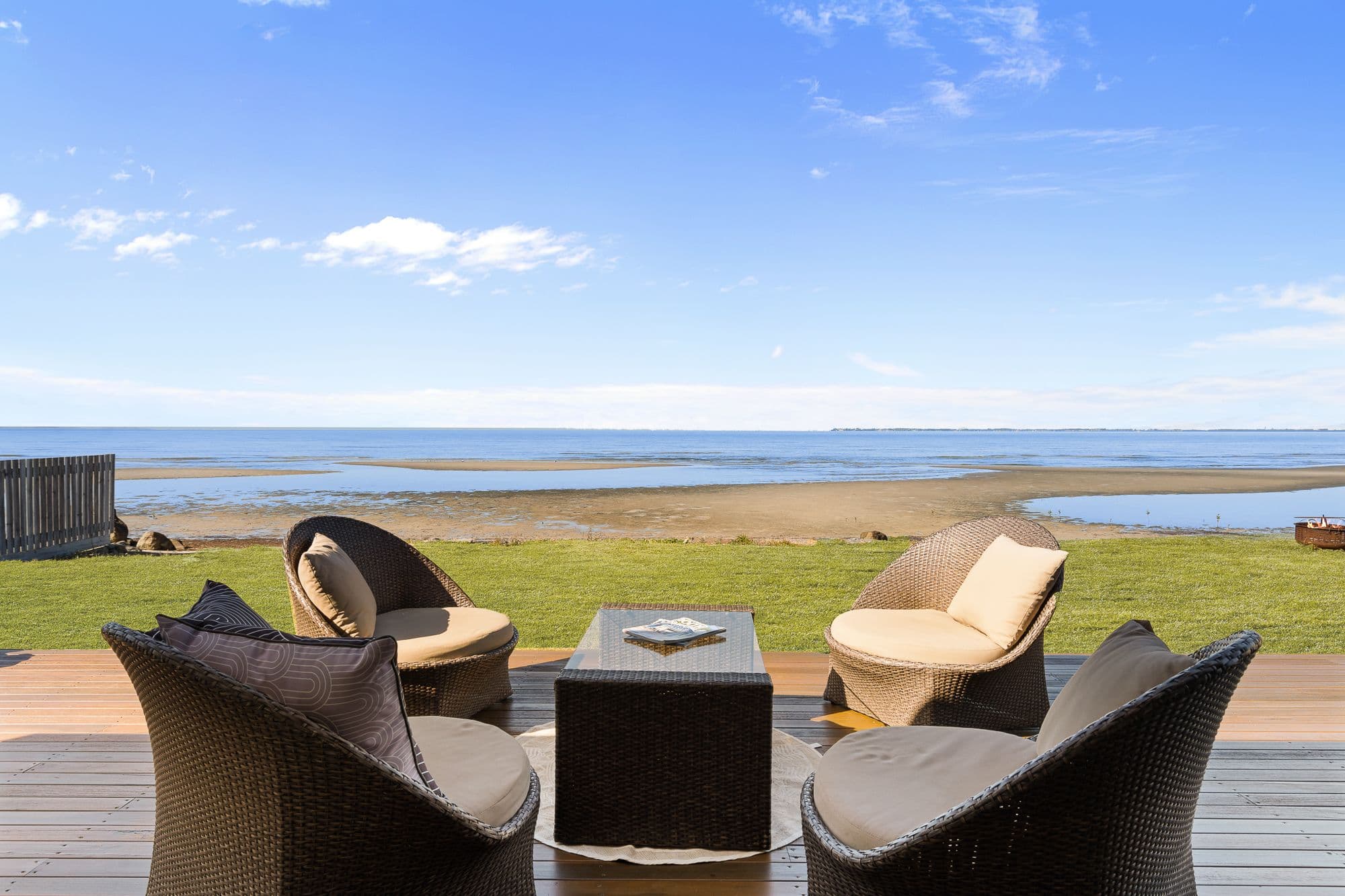 26 BAYSIDE Drive, Beachmere QLD 4510, Beachmere - Thumbnail 2