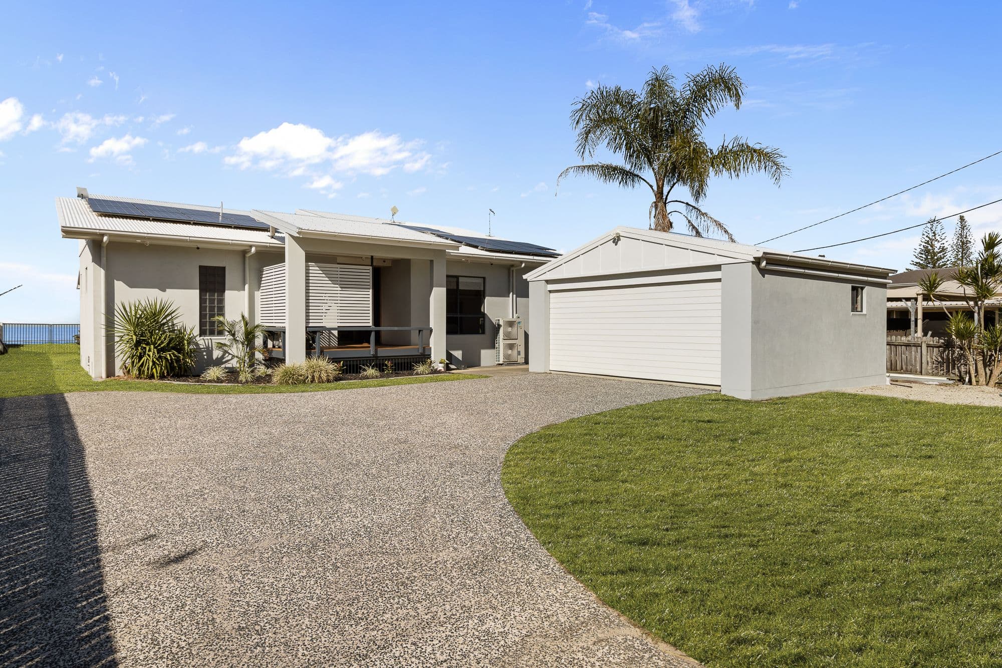 26 BAYSIDE Drive, Beachmere QLD 4510, Beachmere - Thumbnail 7