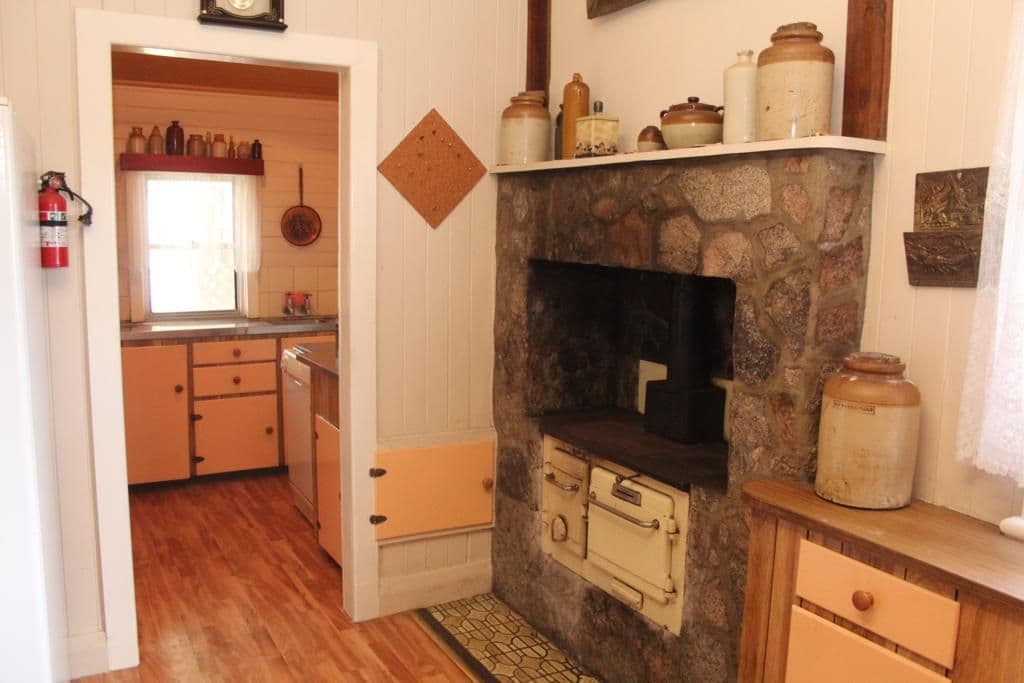 69 Wood Street, Tenterfield NSW 2372, Tenterfield - Thumbnail 2