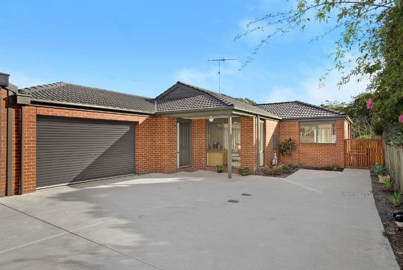 142 Roslyn Road, BELMONT VIC 3216, Belmont - Image 1