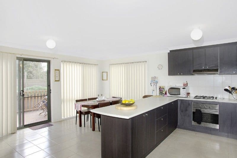 142 Roslyn Road, BELMONT VIC 3216, Belmont - Thumbnail 4