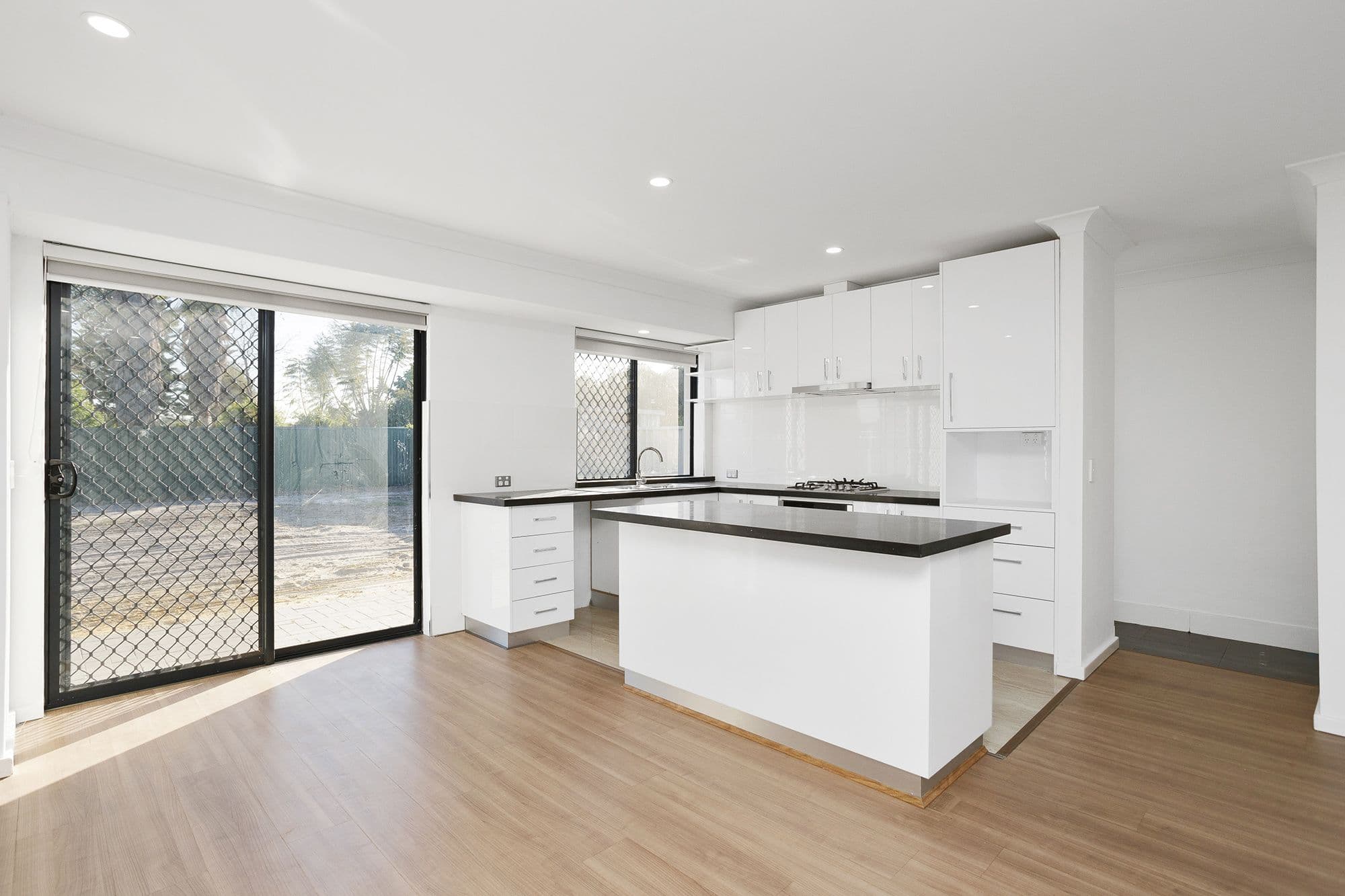 9 King Road, Beechboro WA 6063, Beechboro - Thumbnail 4