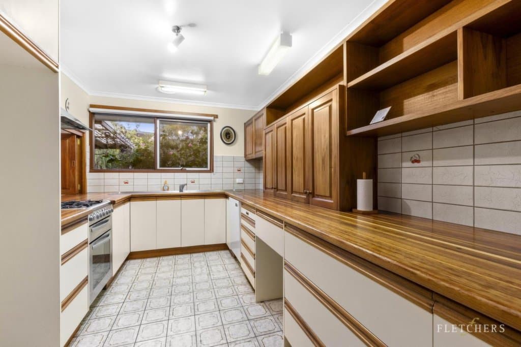 54 Woodlands Drive, Ocean Grove - Thumbnail 3