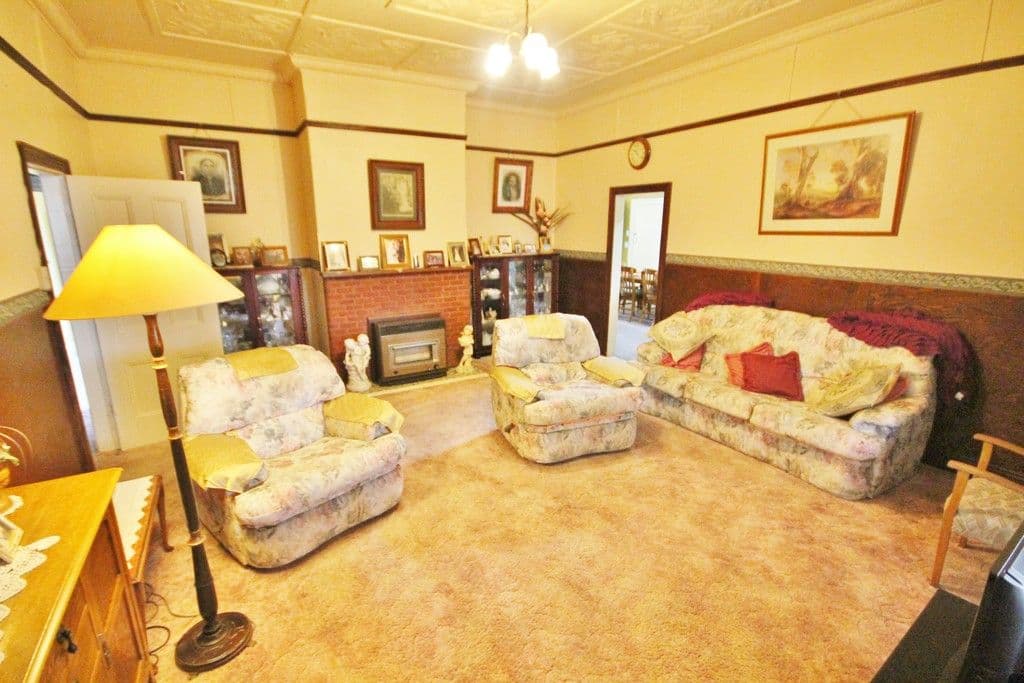 34 Campbell Street, Young - Thumbnail 5