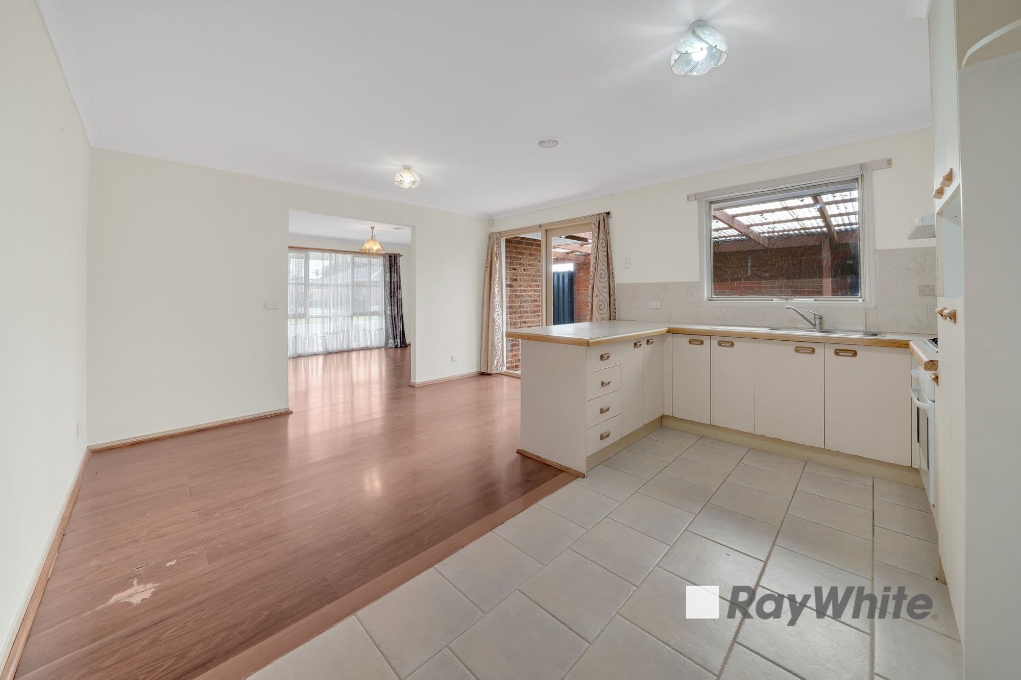 7 Cypress Close, Hampton Park VIC 3976, Hampton Park - Thumbnail 5