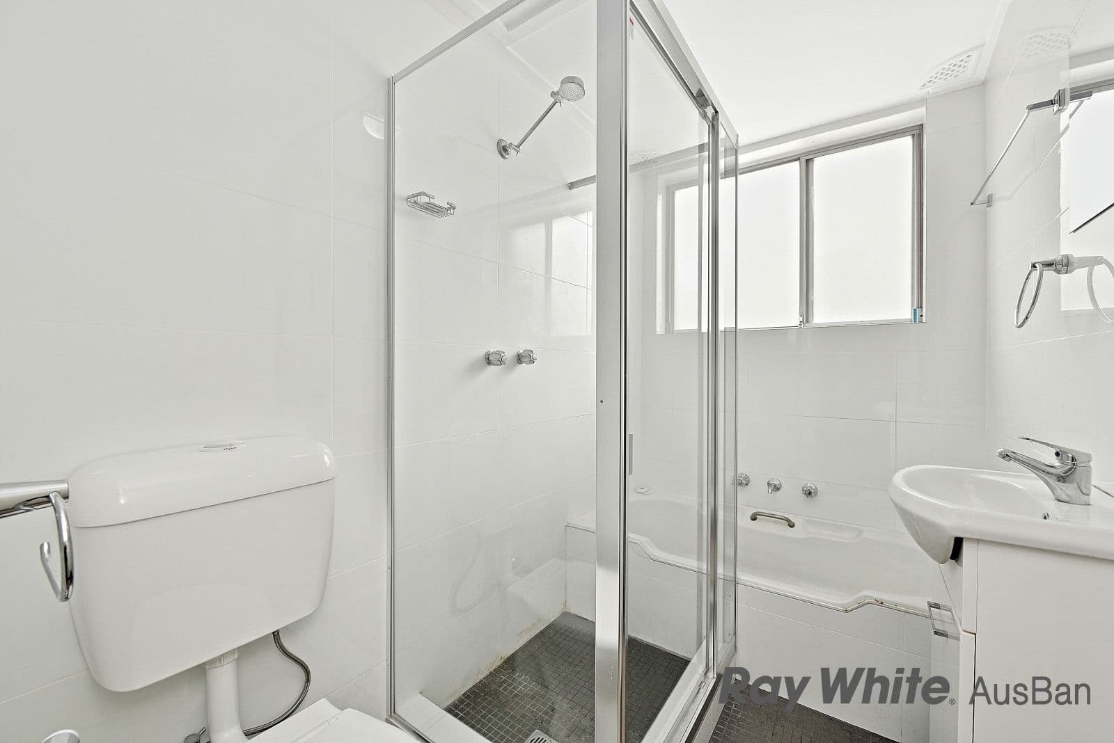 22A George Booth Drive, Seahampton, Seahampton - Thumbnail 5