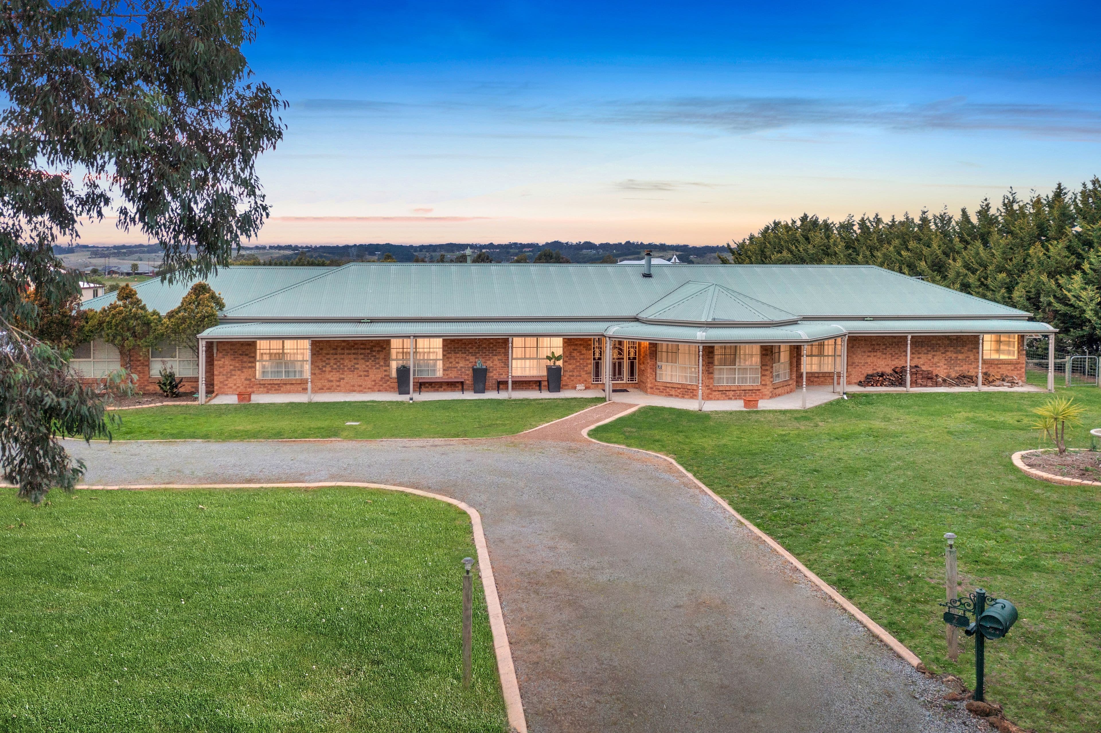 7 Peregrine Road, Oaklands Junction VIC 3063, Oaklands Junction - Thumbnail 3
