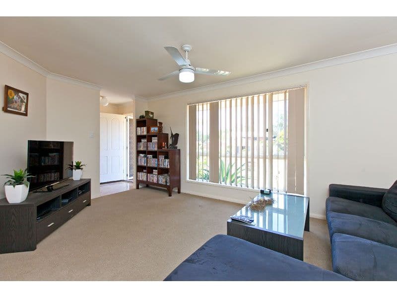 2 Club Crescent, REDLAND BAY QLD 4165, Redland Bay - Thumbnail 4