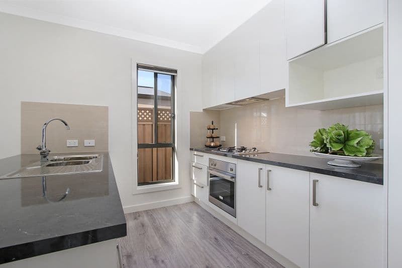 94 Witt Street, Yarrawonga VIC 3730, Yarrawonga - Thumbnail 2