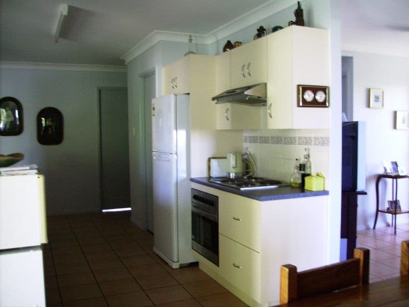 9 Coleman Crescent, YEPPOON QLD 4703, Yeppoon - Thumbnail 6