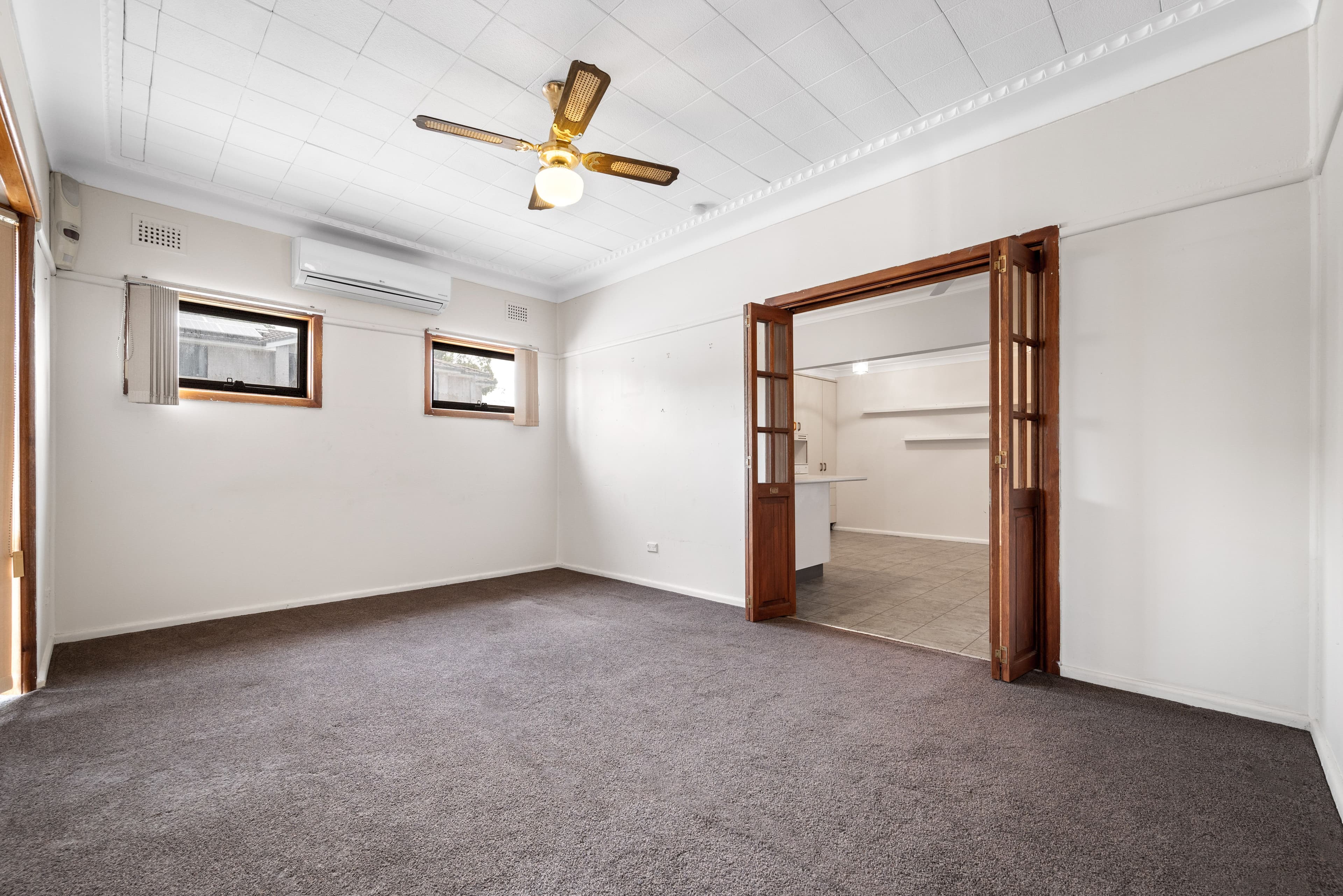 35 Carinda Street, Ingleburn NSW 2565, Ingleburn - Thumbnail 4