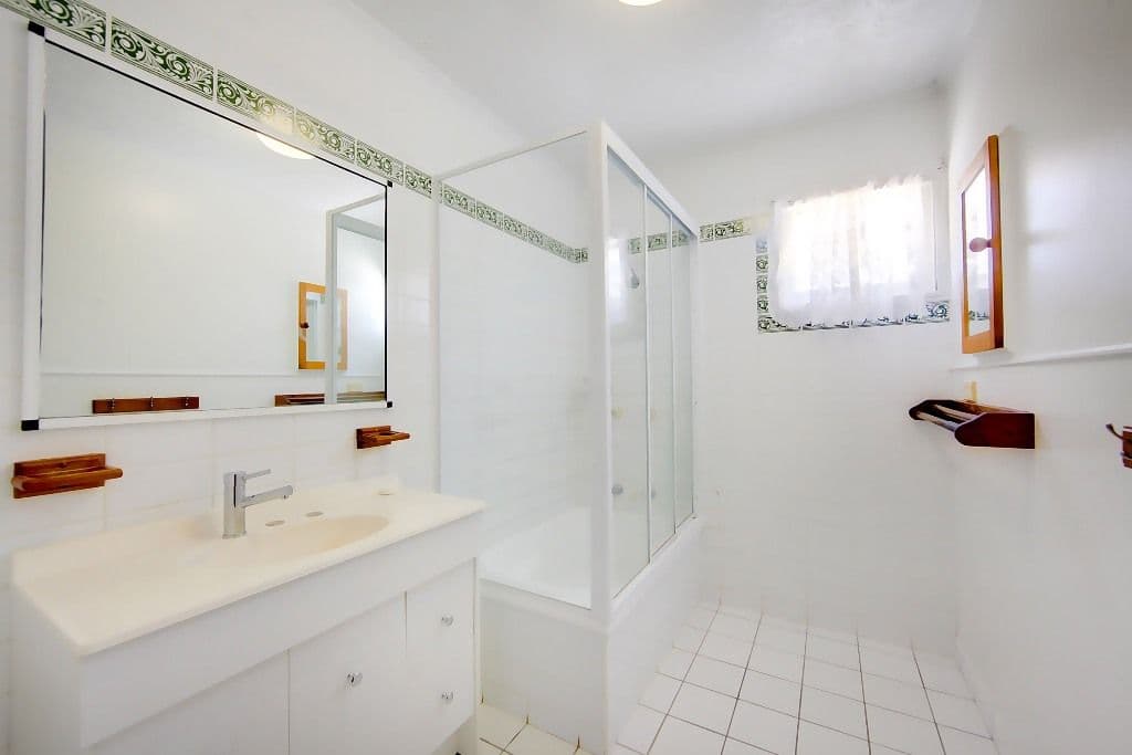 8 Sturges Street, HERMIT PARK QLD 4812, Hermit Park - Thumbnail 2