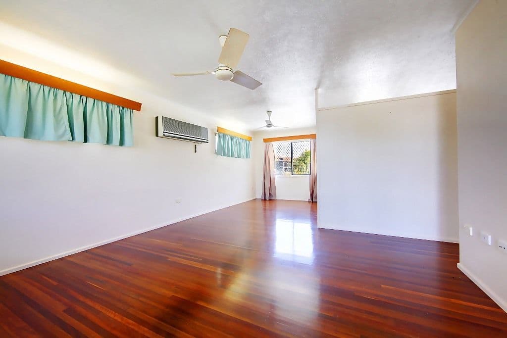 8 Sturges Street, HERMIT PARK QLD 4812, Hermit Park - Thumbnail 4