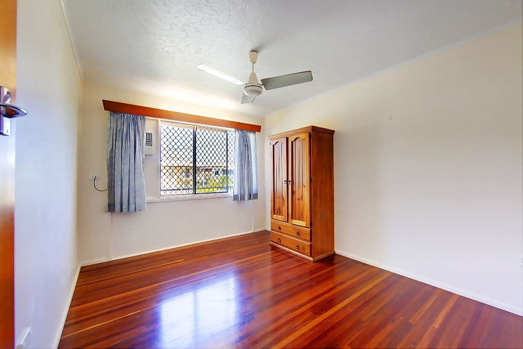 8 Sturges Street, HERMIT PARK QLD 4812, Hermit Park - Thumbnail 8