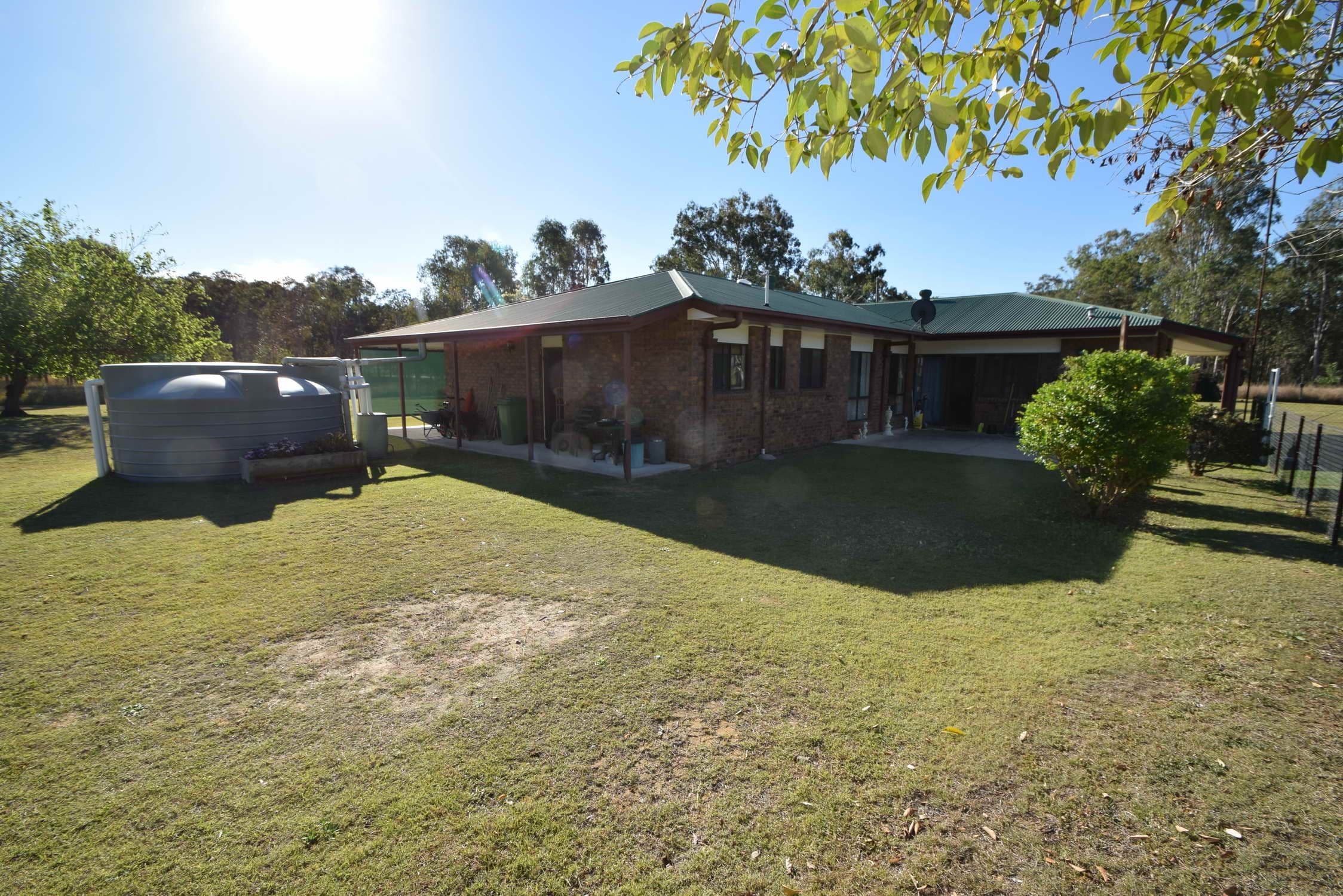 64 South Street, Esk QLD 4312, Esk - Thumbnail 2