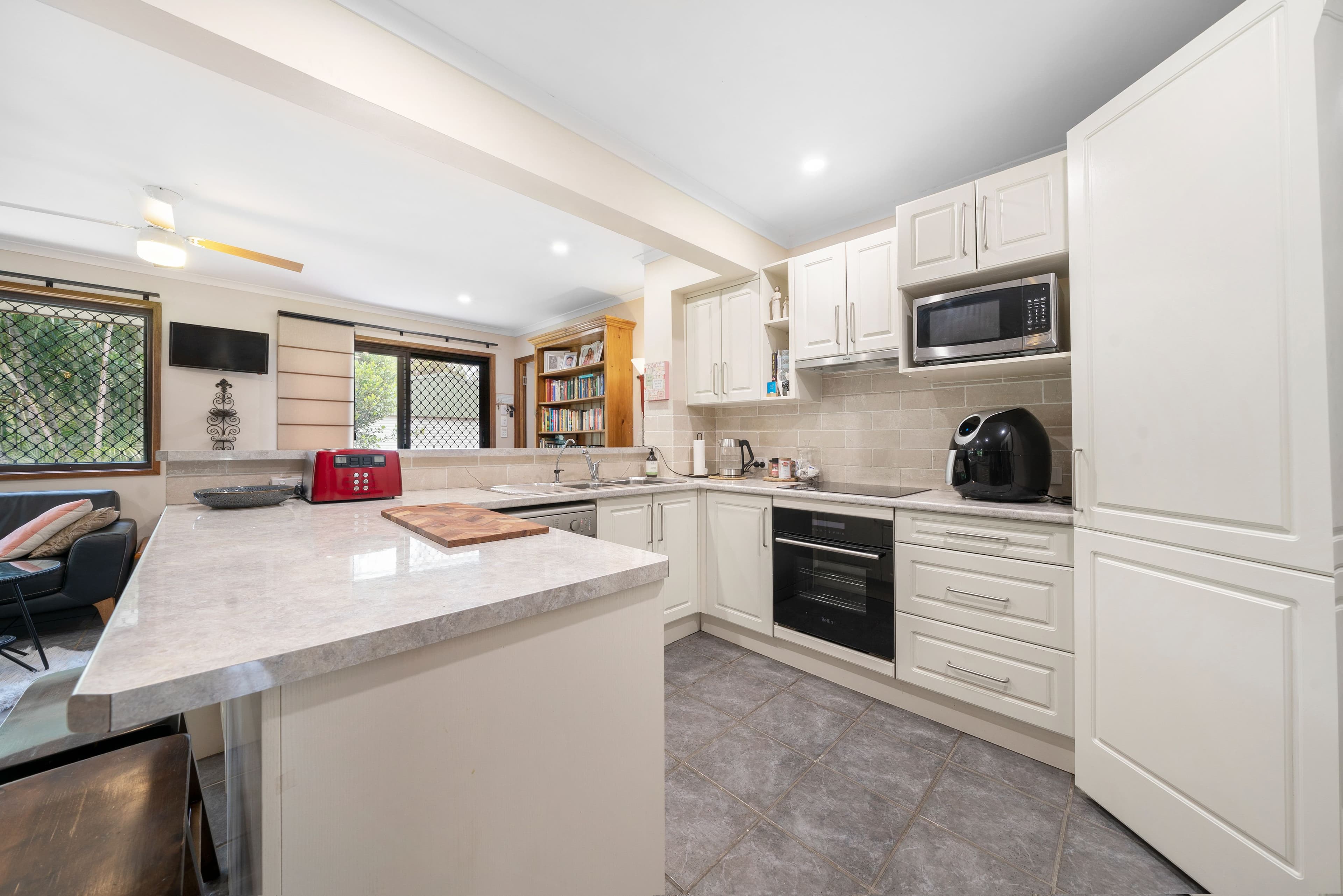 3 Adrose Court, Beenleigh QLD 4207, Beenleigh - Thumbnail 5