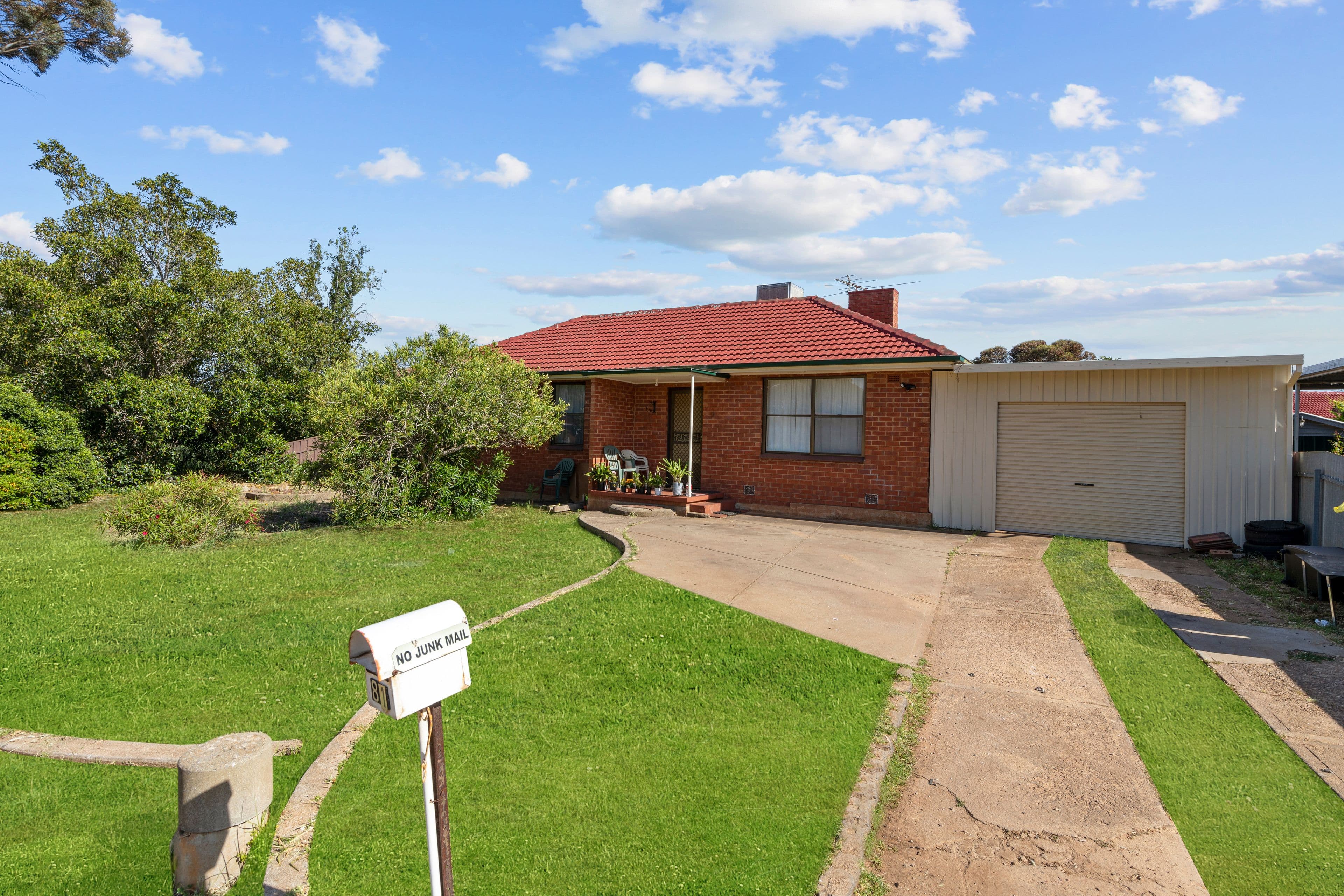 81 McKenzie Road, Elizabeth Downs SA 5113, Elizabeth Downs - Thumbnail 2