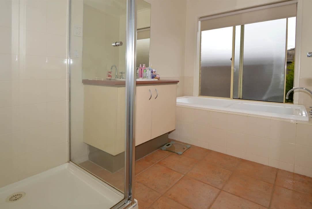6 Slater Court, SUNBURY VIC 3429, Sunbury - Thumbnail 5