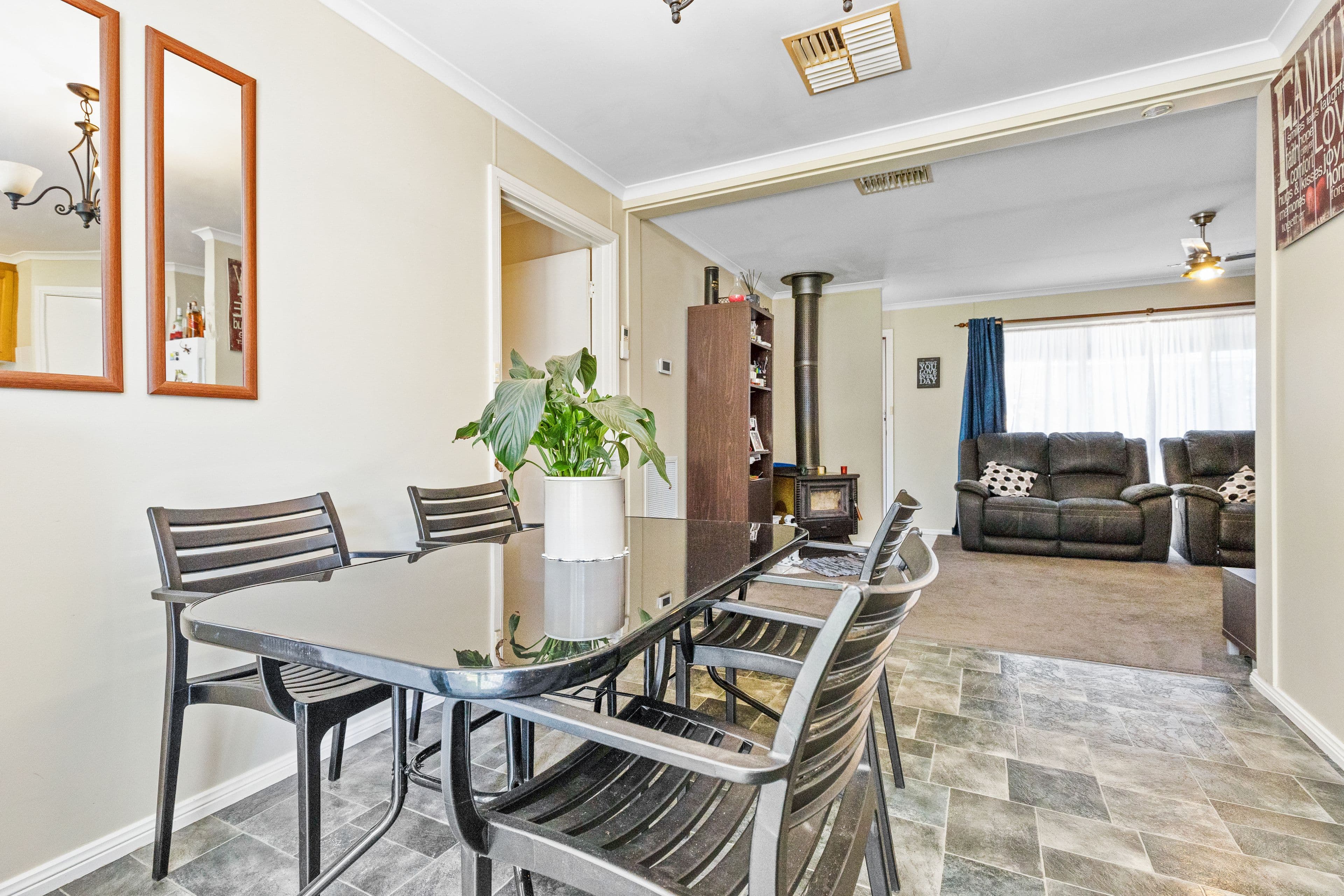 44 Wagga Wagga Street, Oura NSW 2650, Oura - Thumbnail 3
