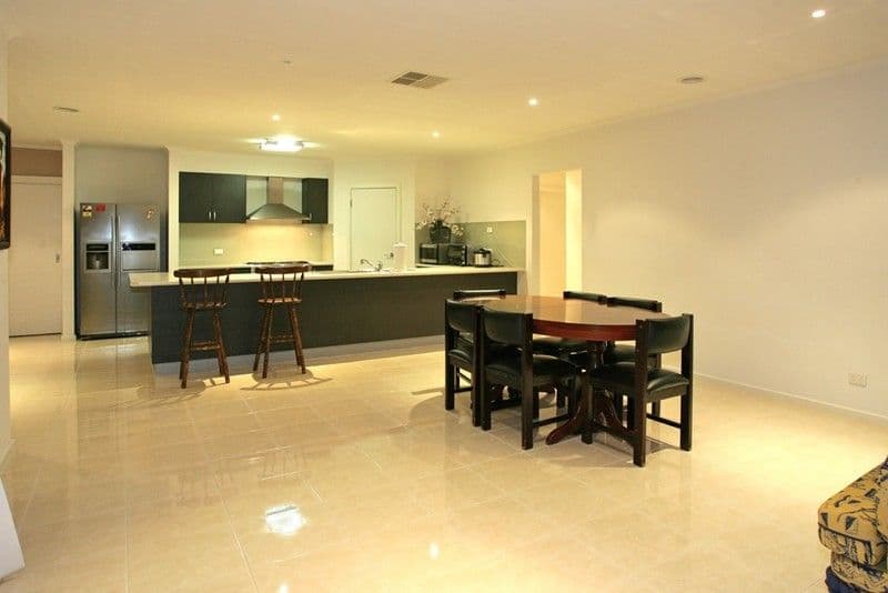 9  Violet Way, POINT COOK VIC 3030, Point Cook - Thumbnail 4