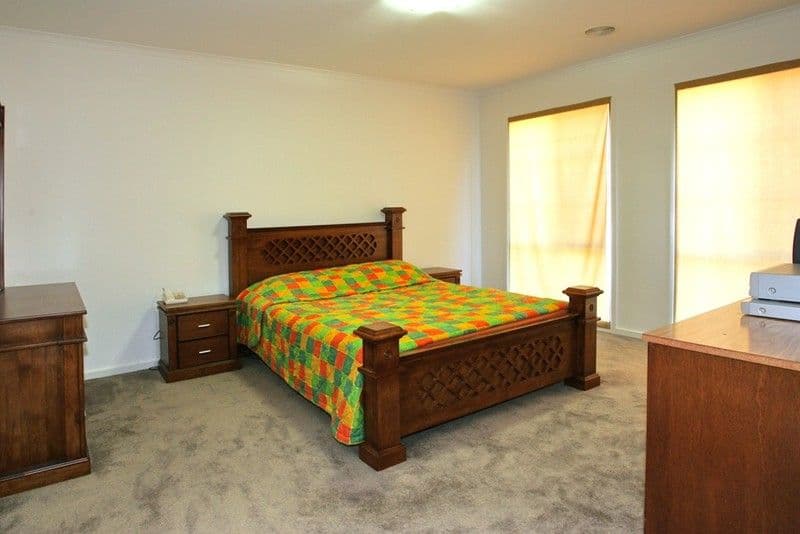 9  Violet Way, POINT COOK VIC 3030, Point Cook - Thumbnail 6