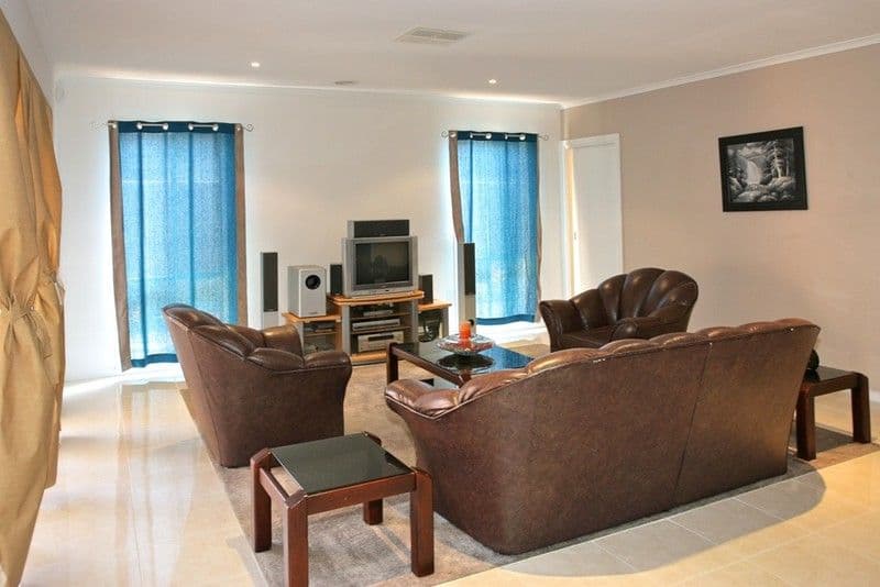 9  Violet Way, POINT COOK VIC 3030, Point Cook - Thumbnail 7