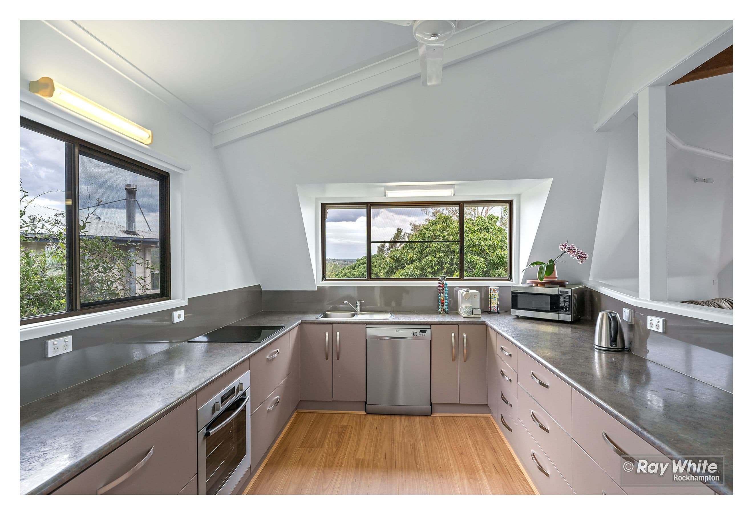 379A Hinds Street, Koongal QLD 4701, Koongal - Thumbnail 5