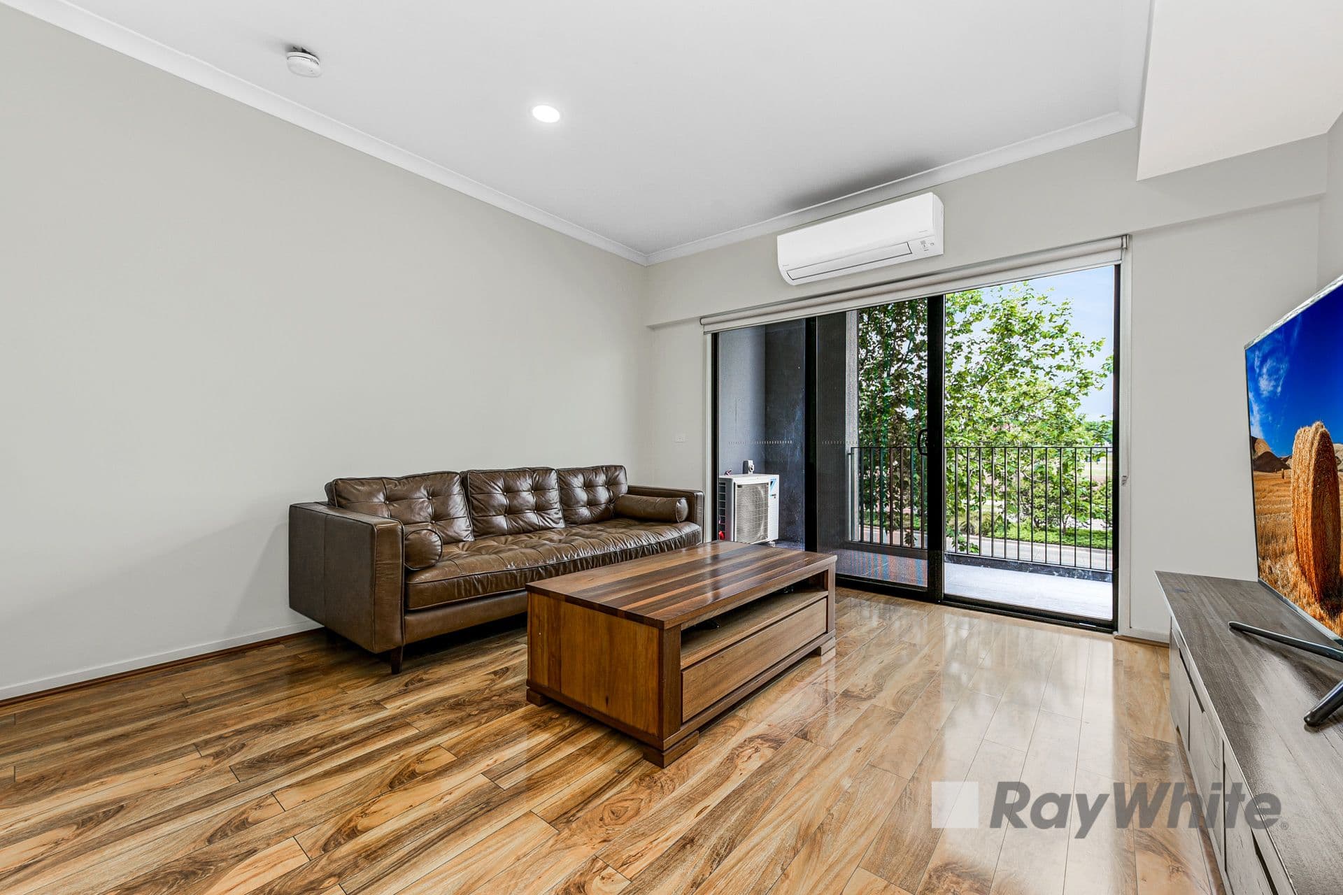 68 Cheltenham Road, Dandenong VIC 3175, Dandenong - Thumbnail 2