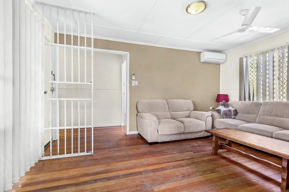 20 Logan Street, North Booval QLD 4304, North Booval - Thumbnail 4