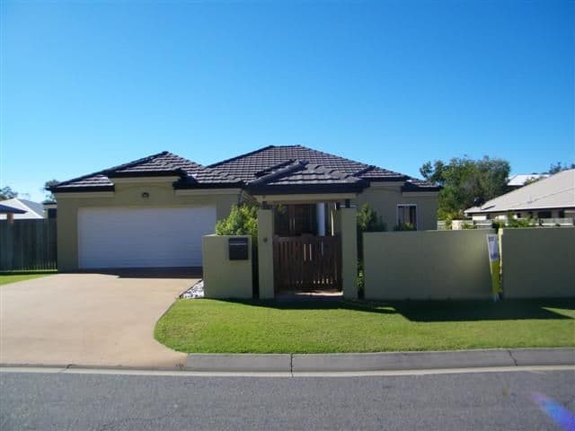 8 Lois Court, GLADSTONE QLD 4680, Gladstone - Image 1