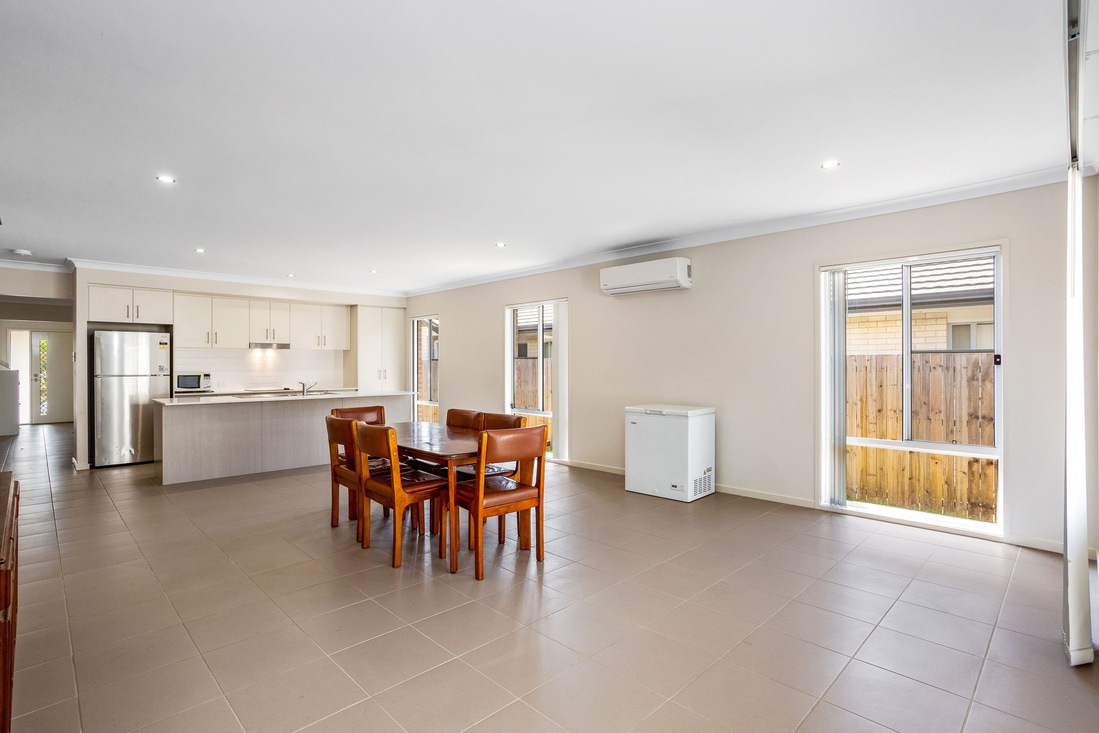 92 Picnic Creek Drive, Coomera QLD 4209, Coomera - Thumbnail 4