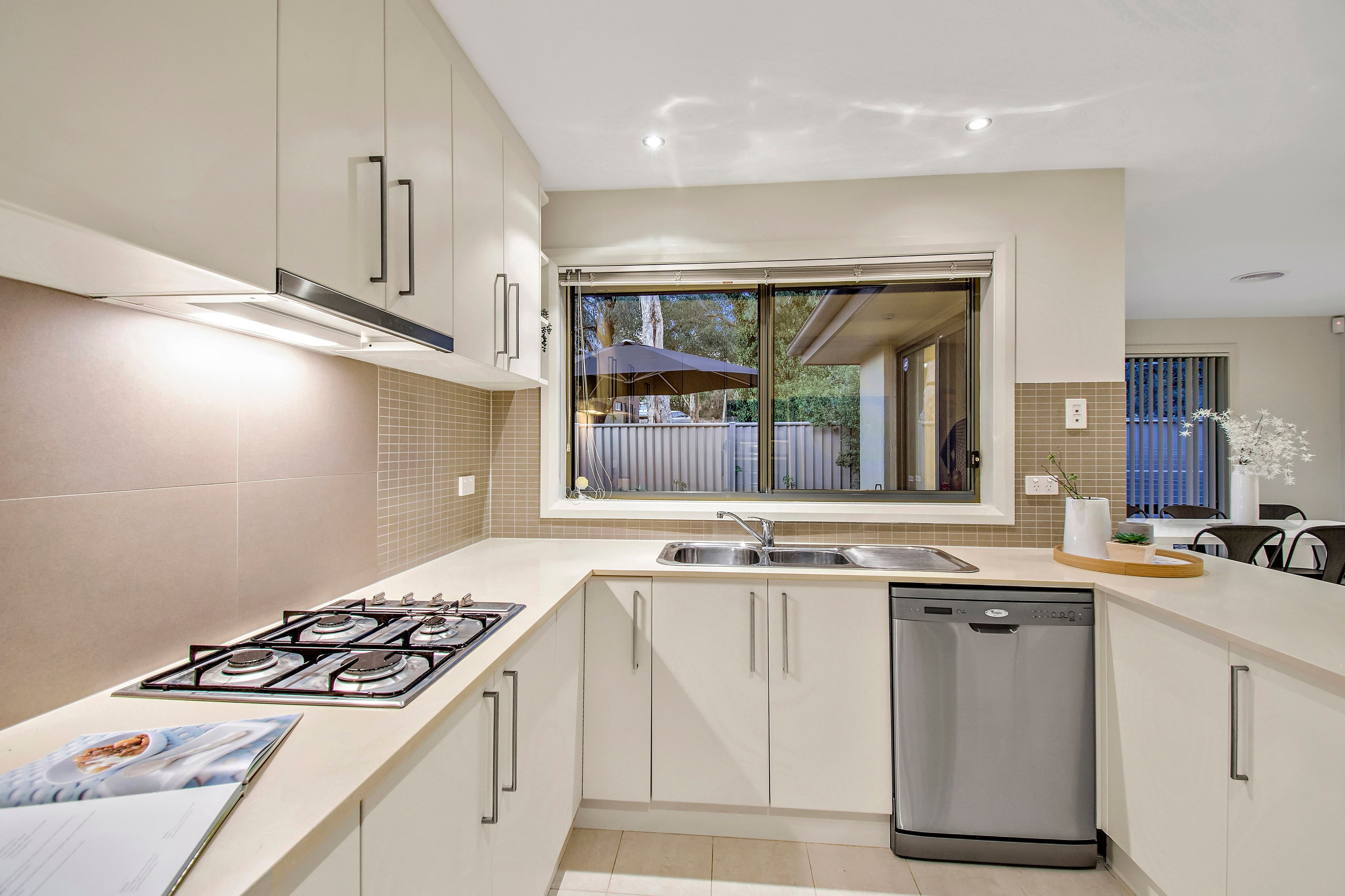 21B Langdon Avenue, Wanniassa ACT 2903, Wanniassa - Thumbnail 5