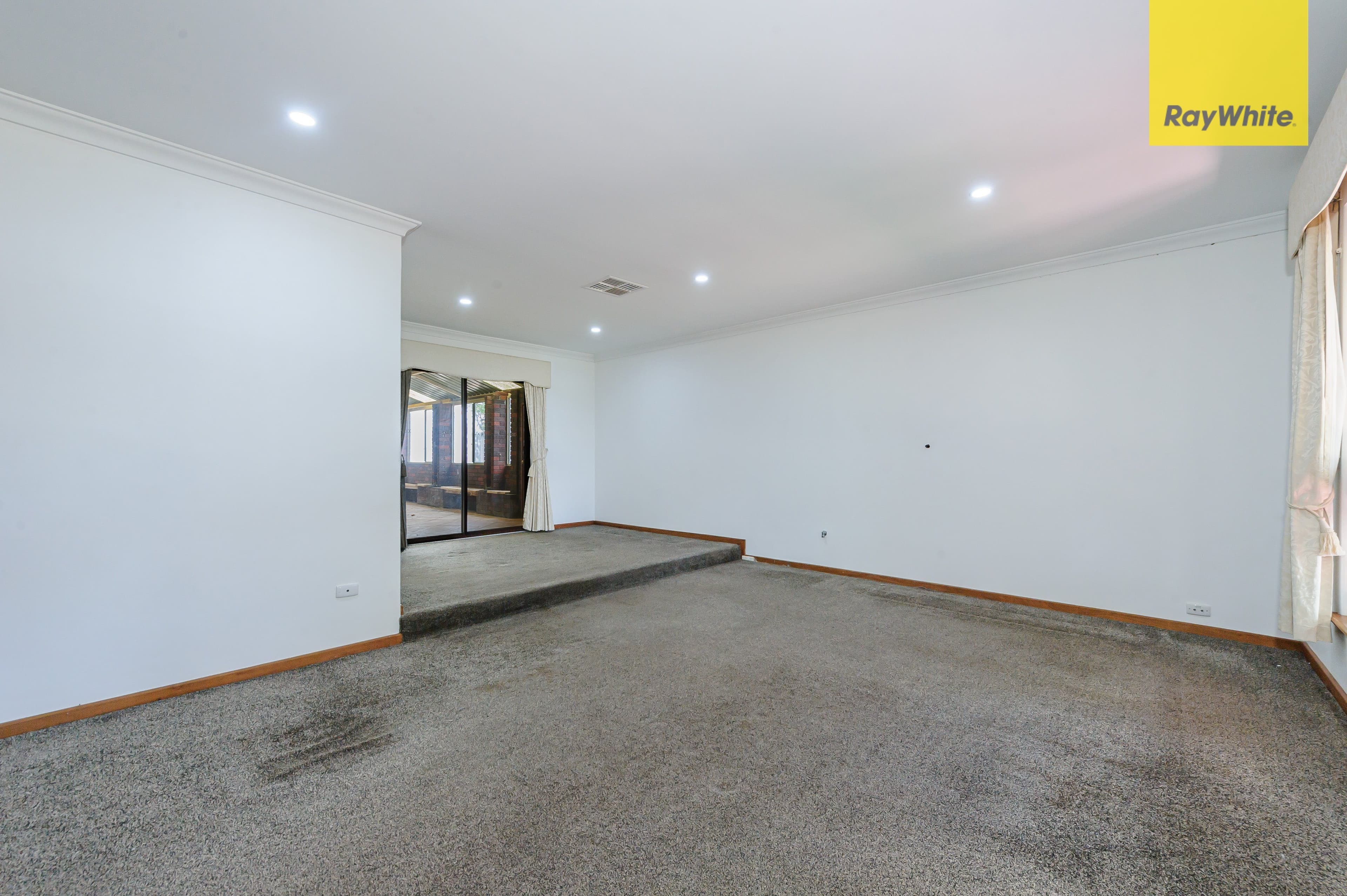 16 Frost Street, Swan View WA 6056, Swan View - Thumbnail 4