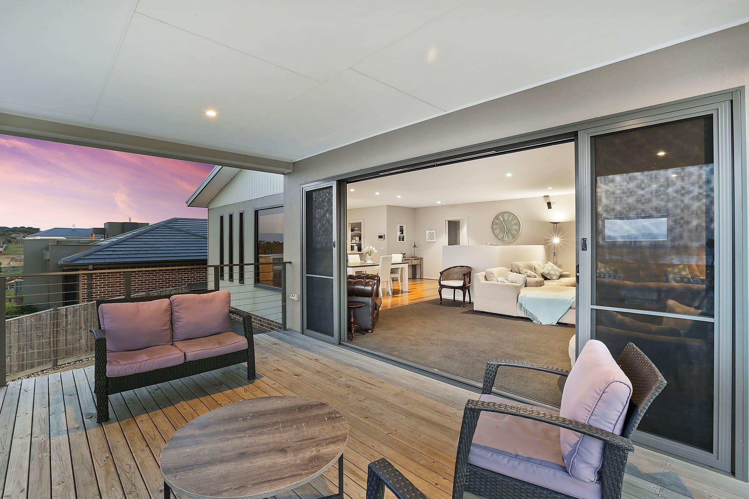 8 Balleroy Road, Highton VIC 3216, Highton - Thumbnail 3