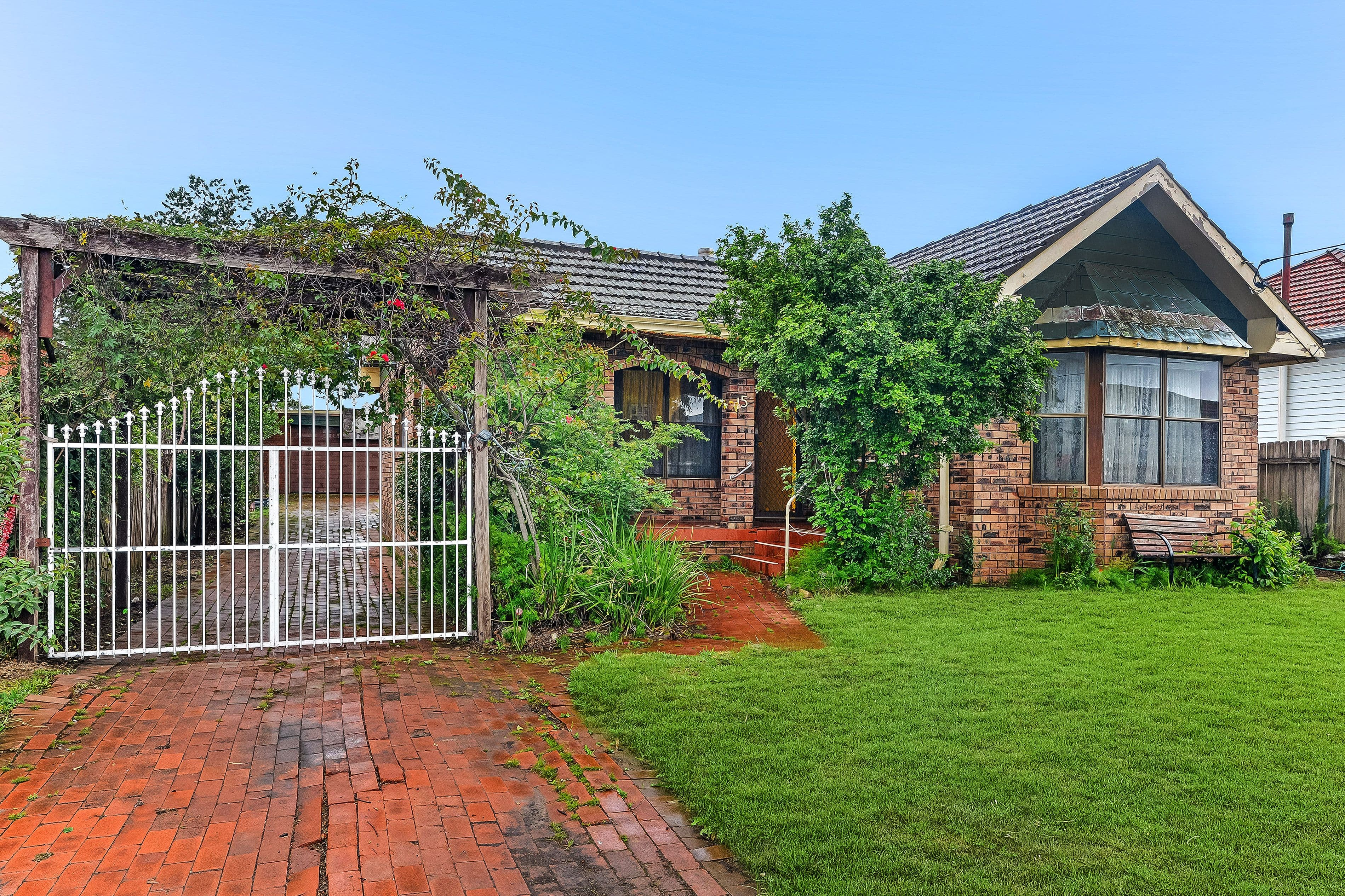 15 Brennan Road, Yagoona NSW 2199, Yagoona - Thumbnail 2