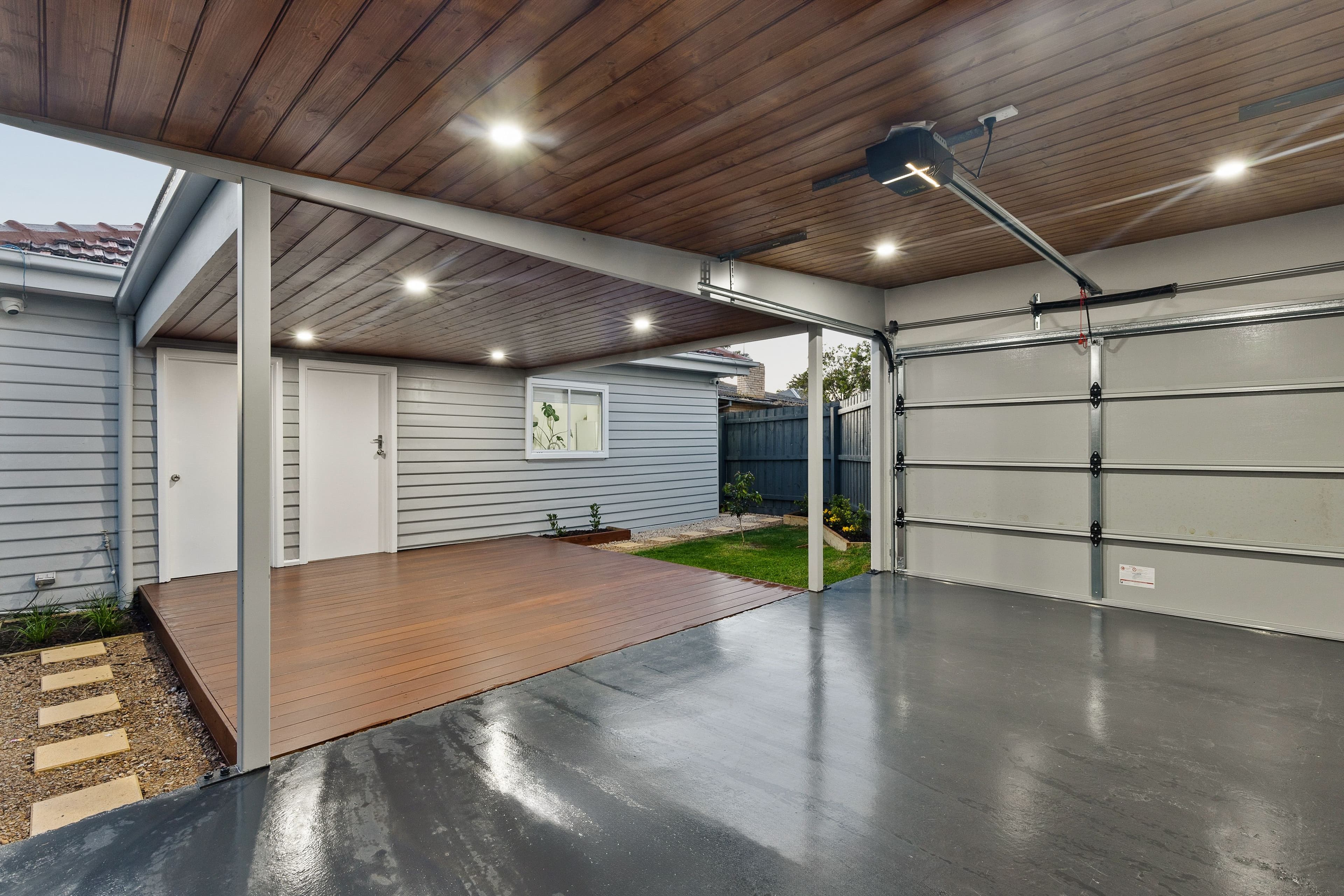 44 Conifer Avenue, Brooklyn VIC 3012, Brooklyn - Thumbnail 2