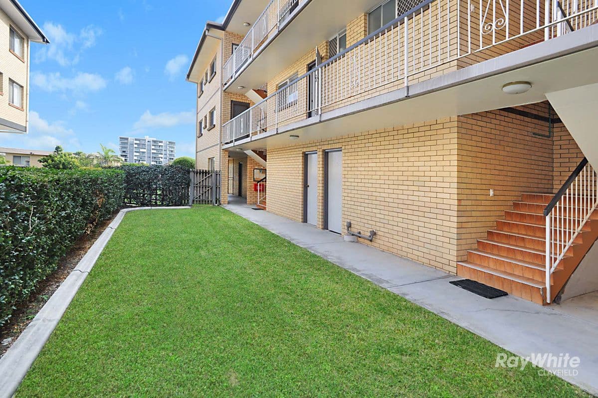 34 Kingsmill Street, Chermside QLD 4032, Chermside - Thumbnail 2