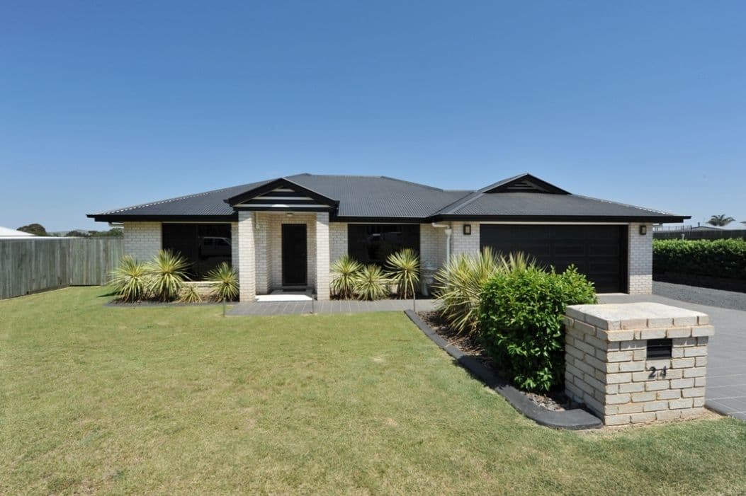 24 Elizabeth Street, WESTBROOK QLD 4350, Westbrook - Image 1