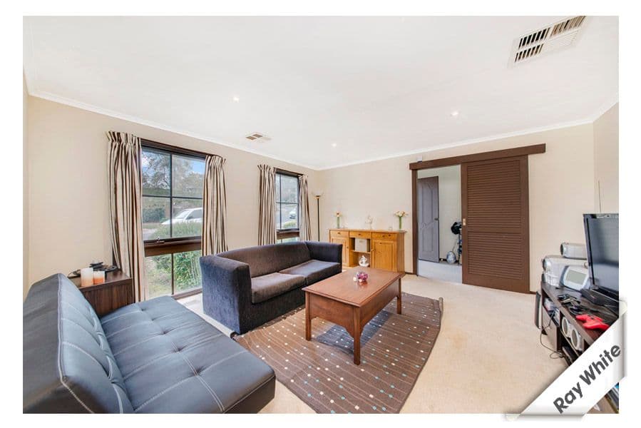 11 Kootingal Street, GIRALANG ACT 2617, Giralang - Thumbnail 2