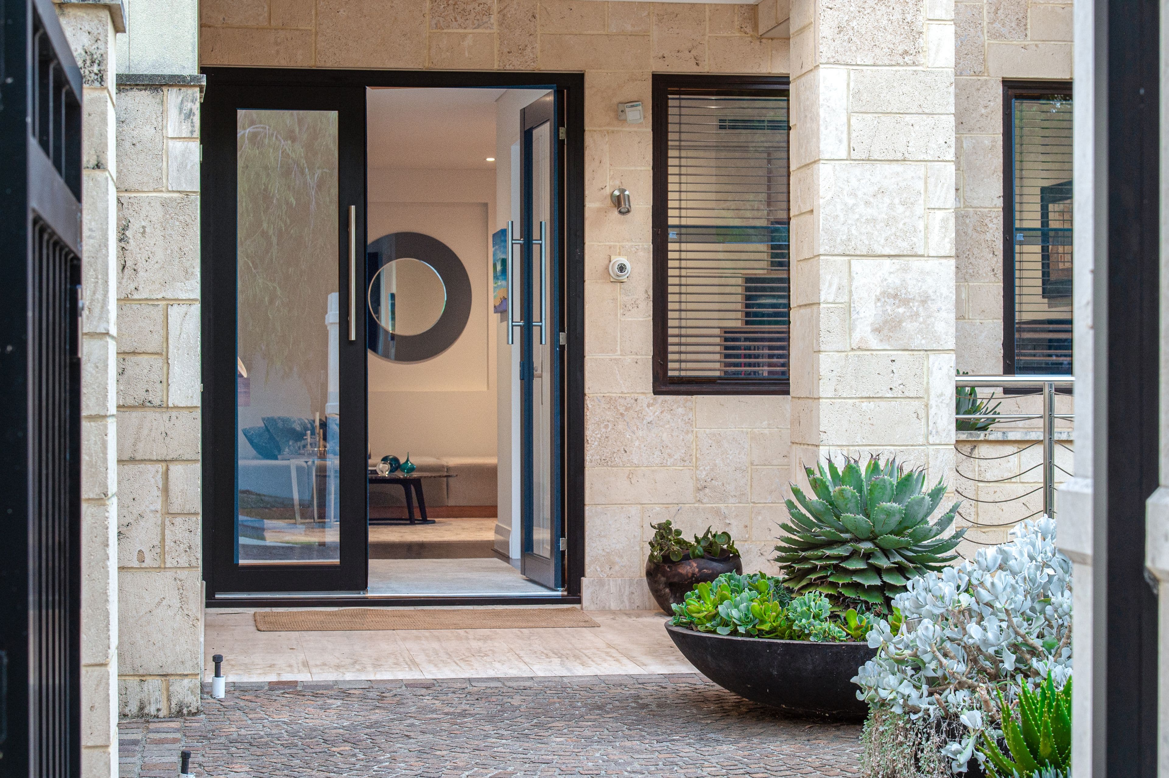 16 Reginald Street, Cottesloe WA 6011, Cottesloe - Thumbnail 2