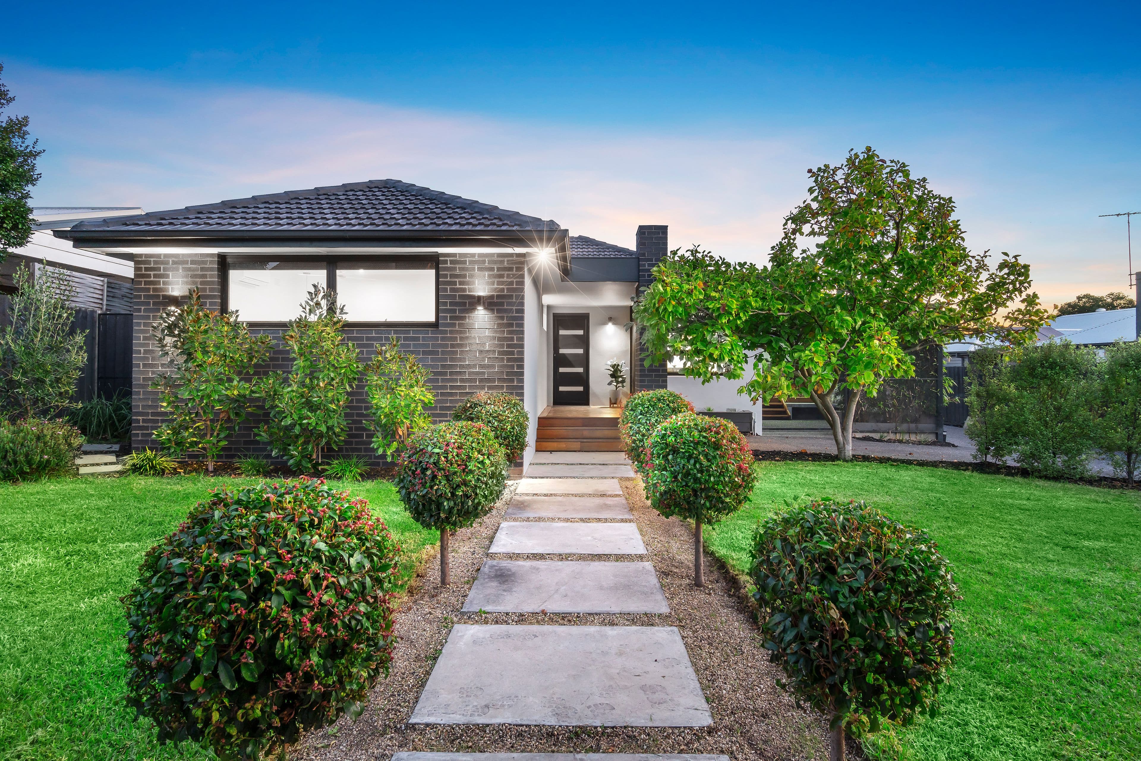 40 Powley Parade, Watsonia VIC 3087, Watsonia - Thumbnail 3
