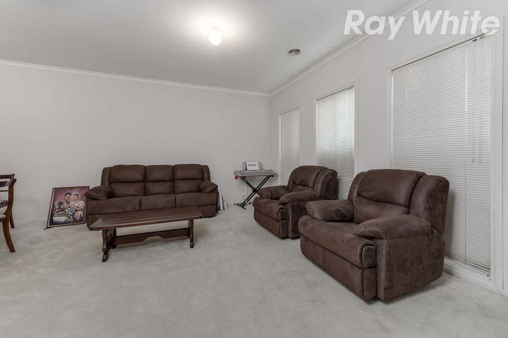6 Redbark Hill Circuit, South Morang VIC 3752, South Morang - Thumbnail 3