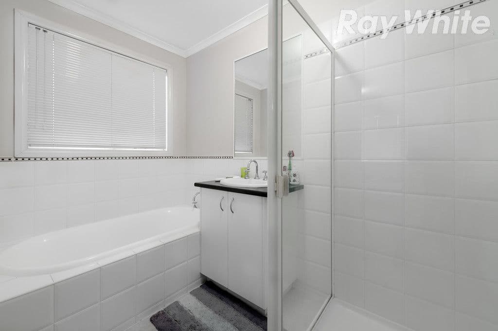 6 Redbark Hill Circuit, South Morang VIC 3752, South Morang - Thumbnail 6